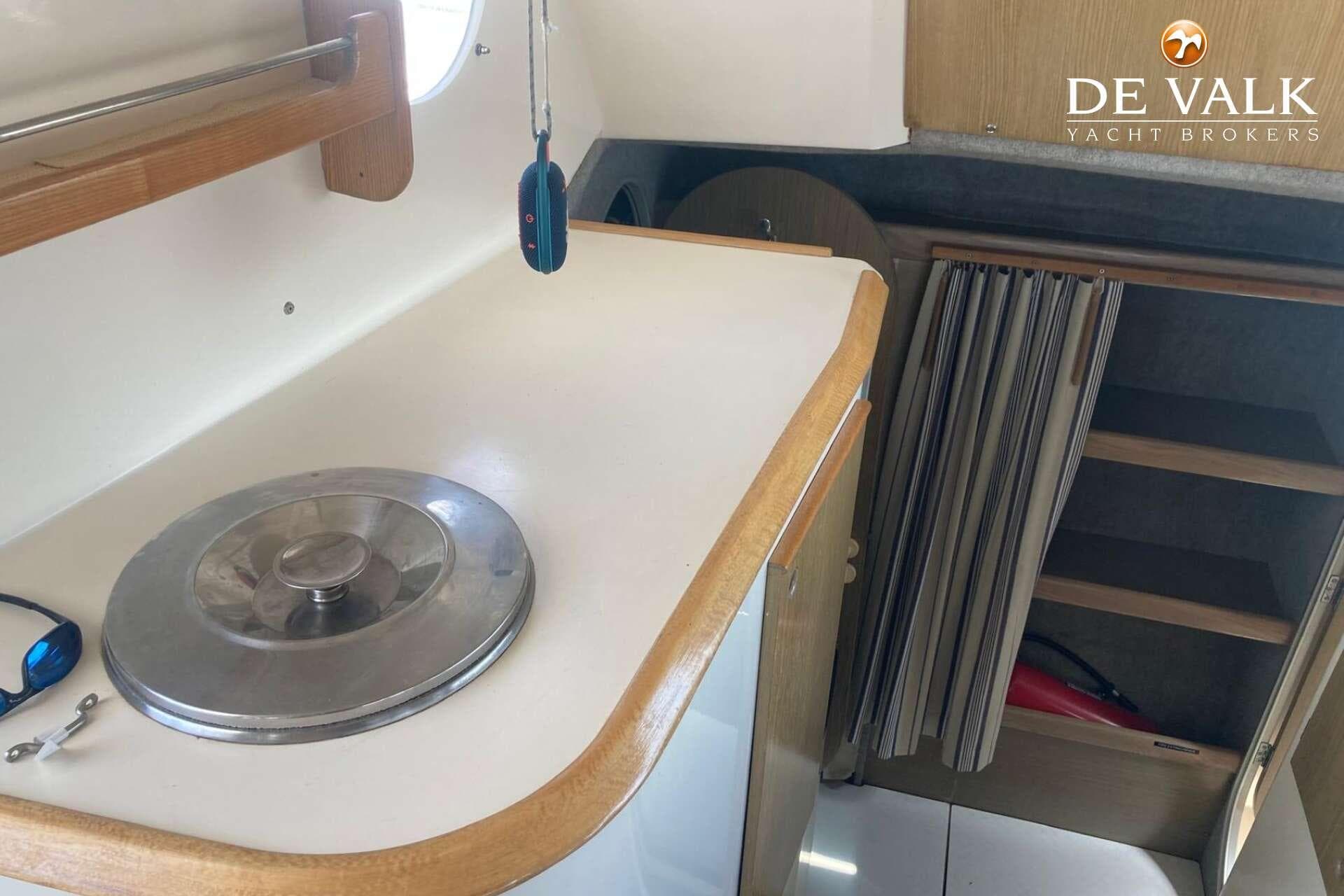 1992 Fountaine Pajot Antigua 37 - 37