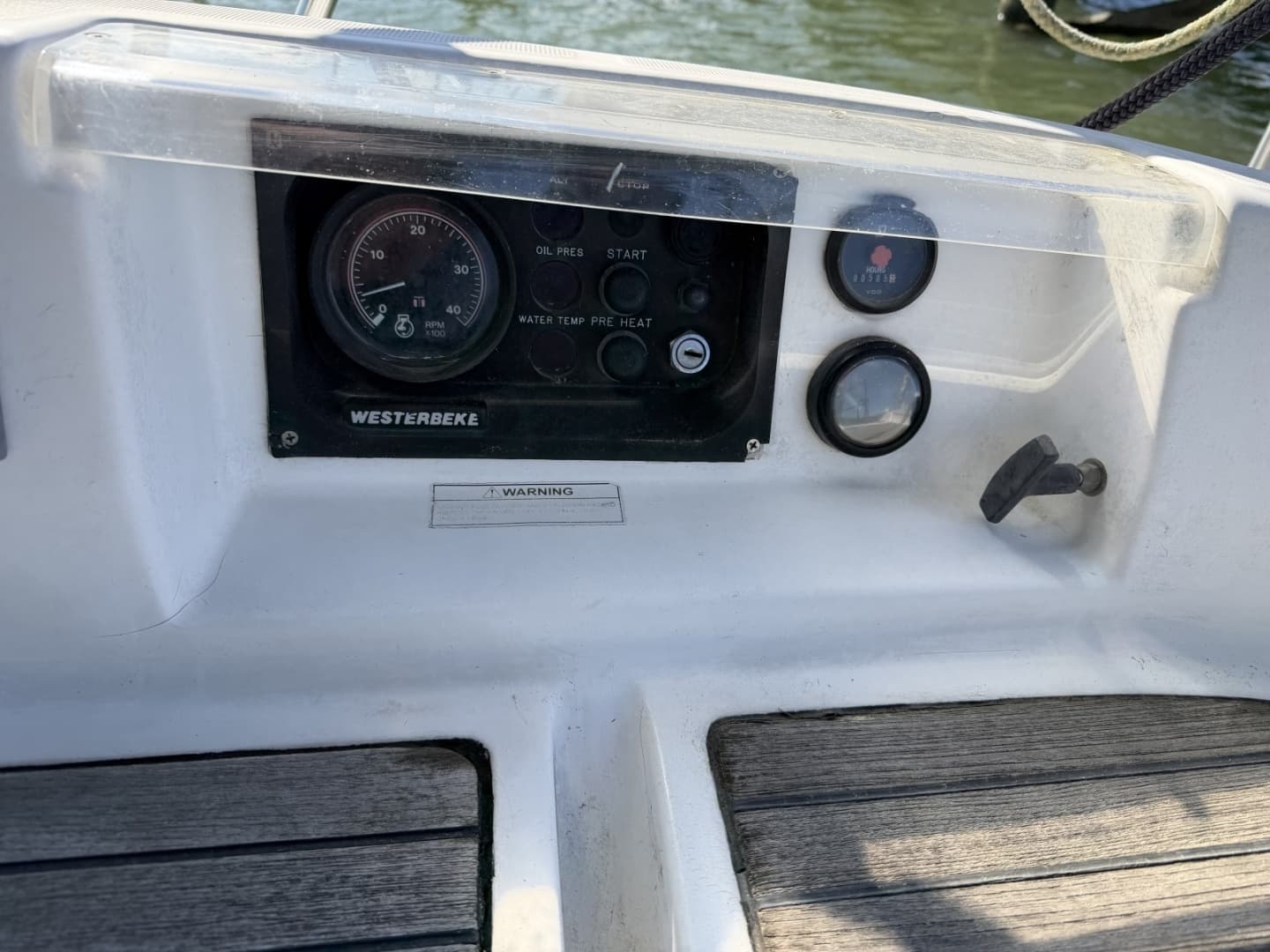 2003 Beneteau 331 - Image 3