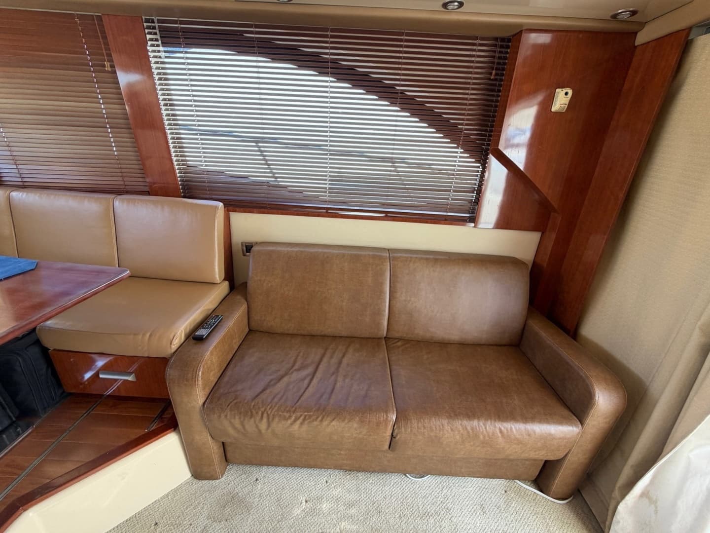2007 Sea Ray Sedan Bridge - Image 26