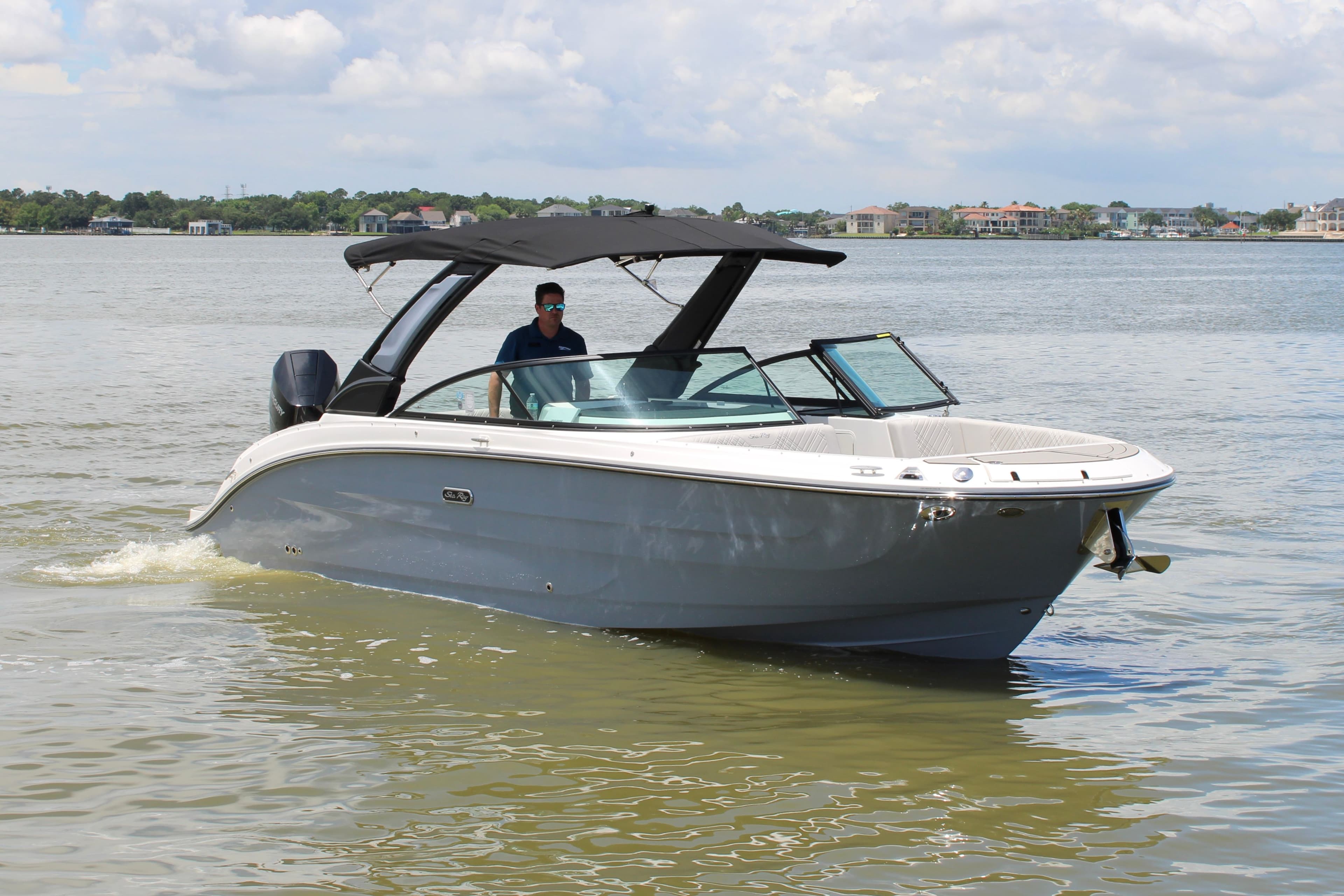 2026 Sea Ray SDX 270 Outboard - 6