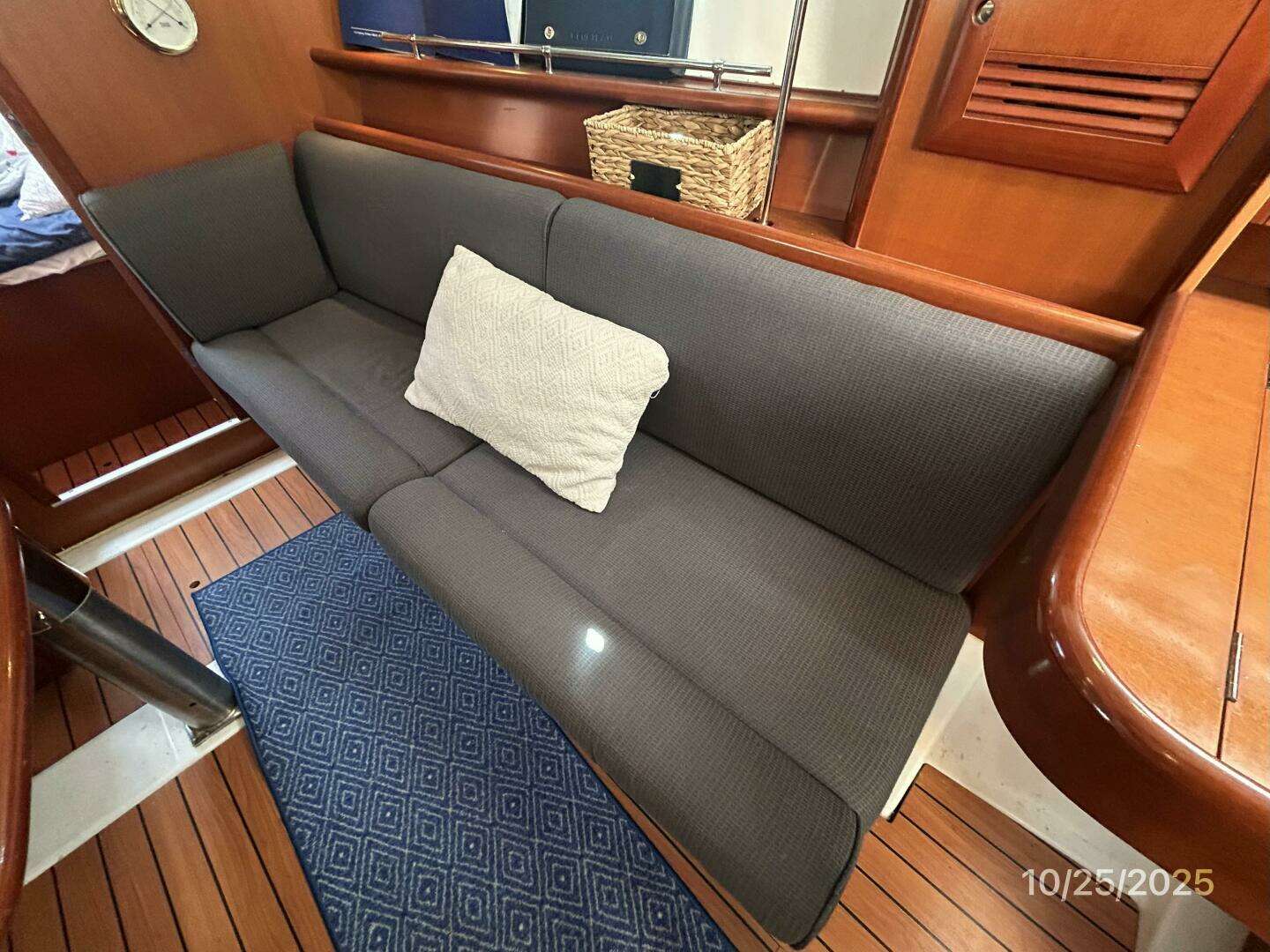 2007 Beneteau 373 - Image 54
