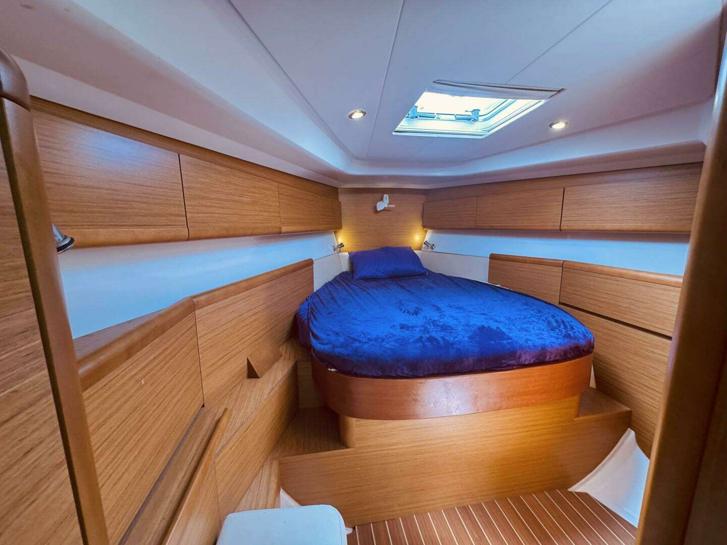 2008 Jeanneau Sun Odyssey 45 DS - Image 12