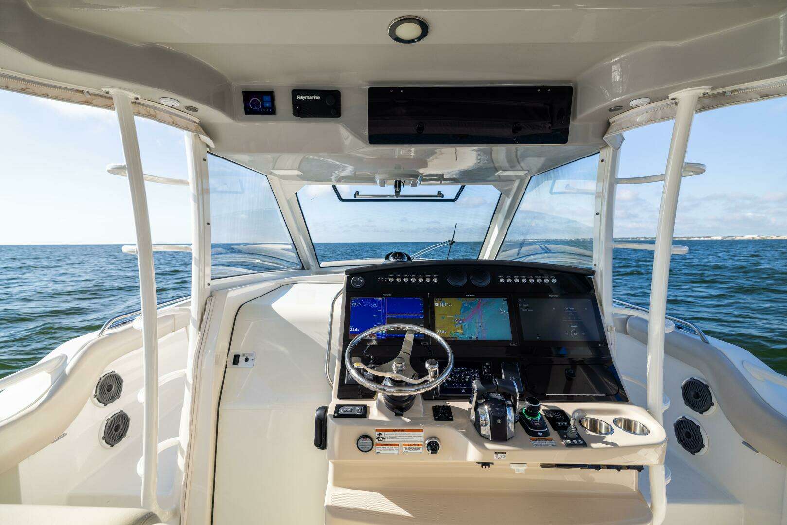 2021 Boston Whaler 420 Outrage - Image 46