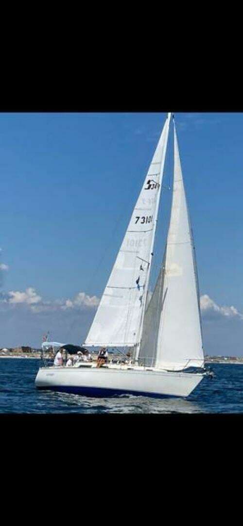 1987 Sabre 34 Mark II - Image 2