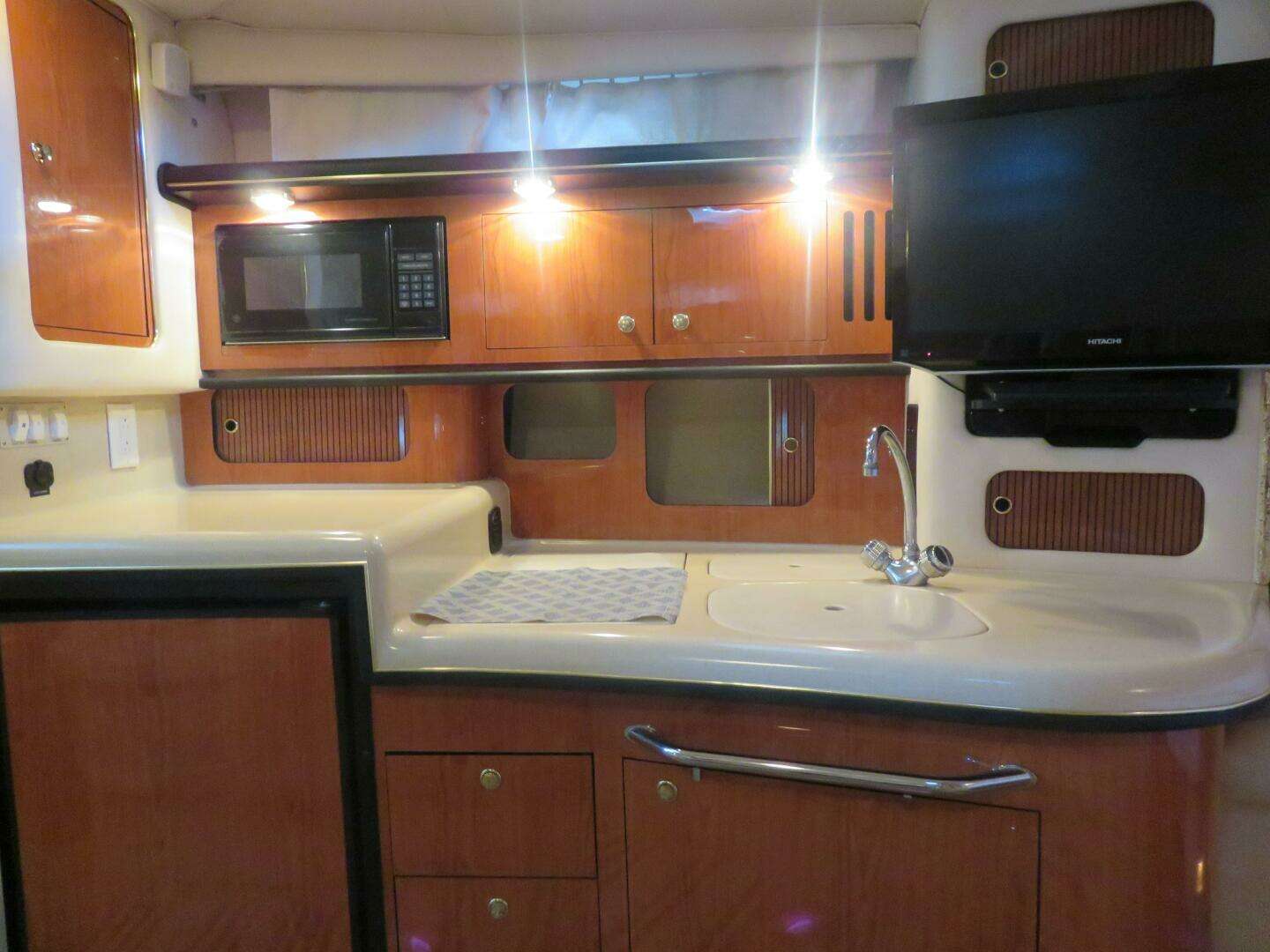 2001 Sea Ray 340 Sundancer - Image 12