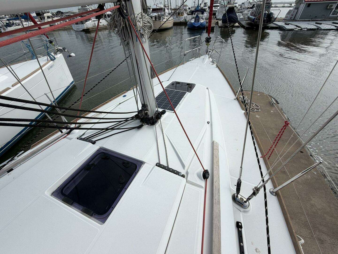 2018 Jeanneau Sun Odyssey 389 - Image 9
