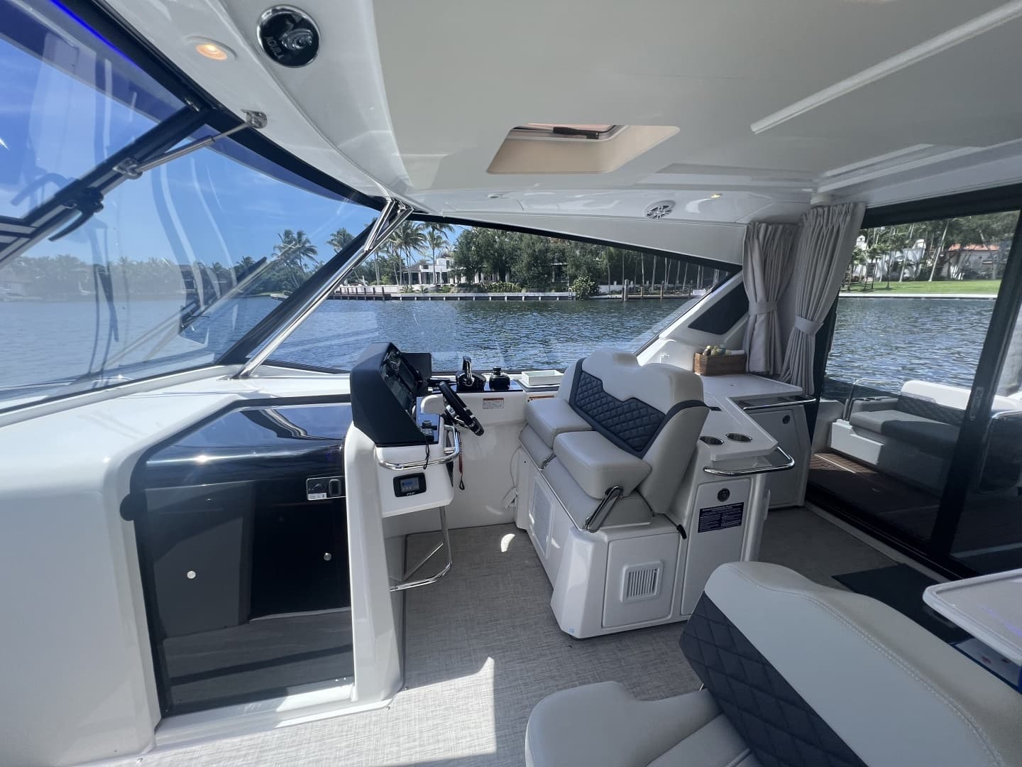 2025 Aquila 36 Sport - Image 20