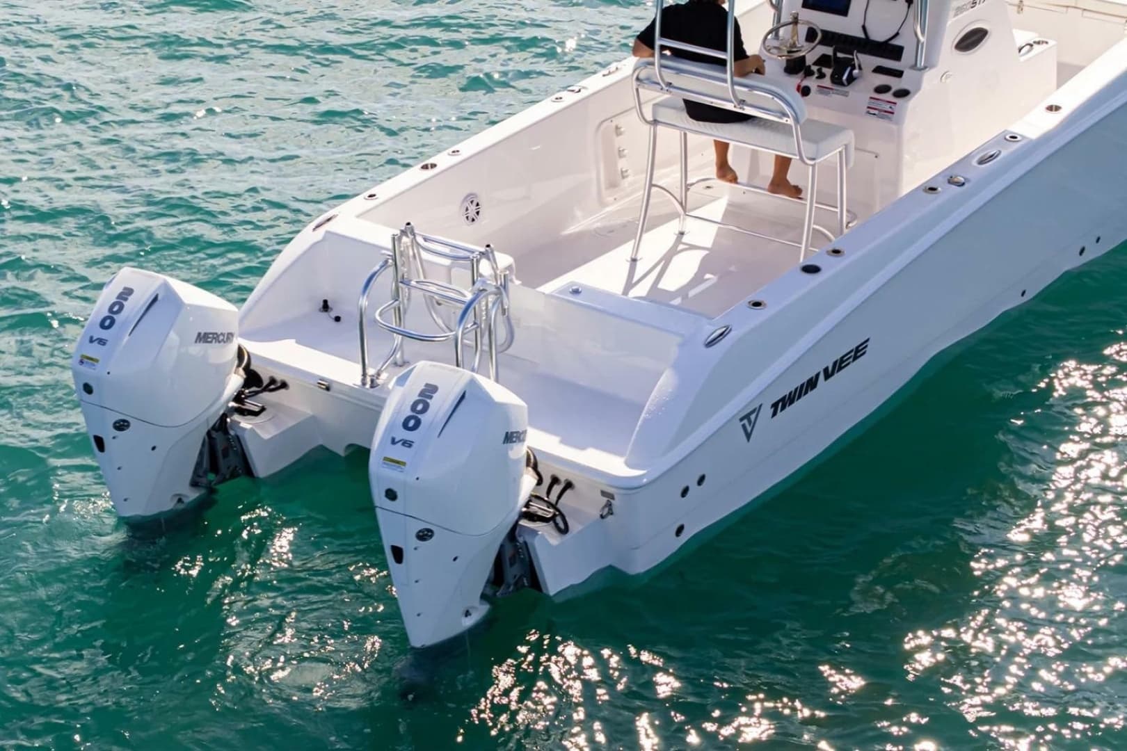 2026 Twin Vee 260 STX CC - Image 6