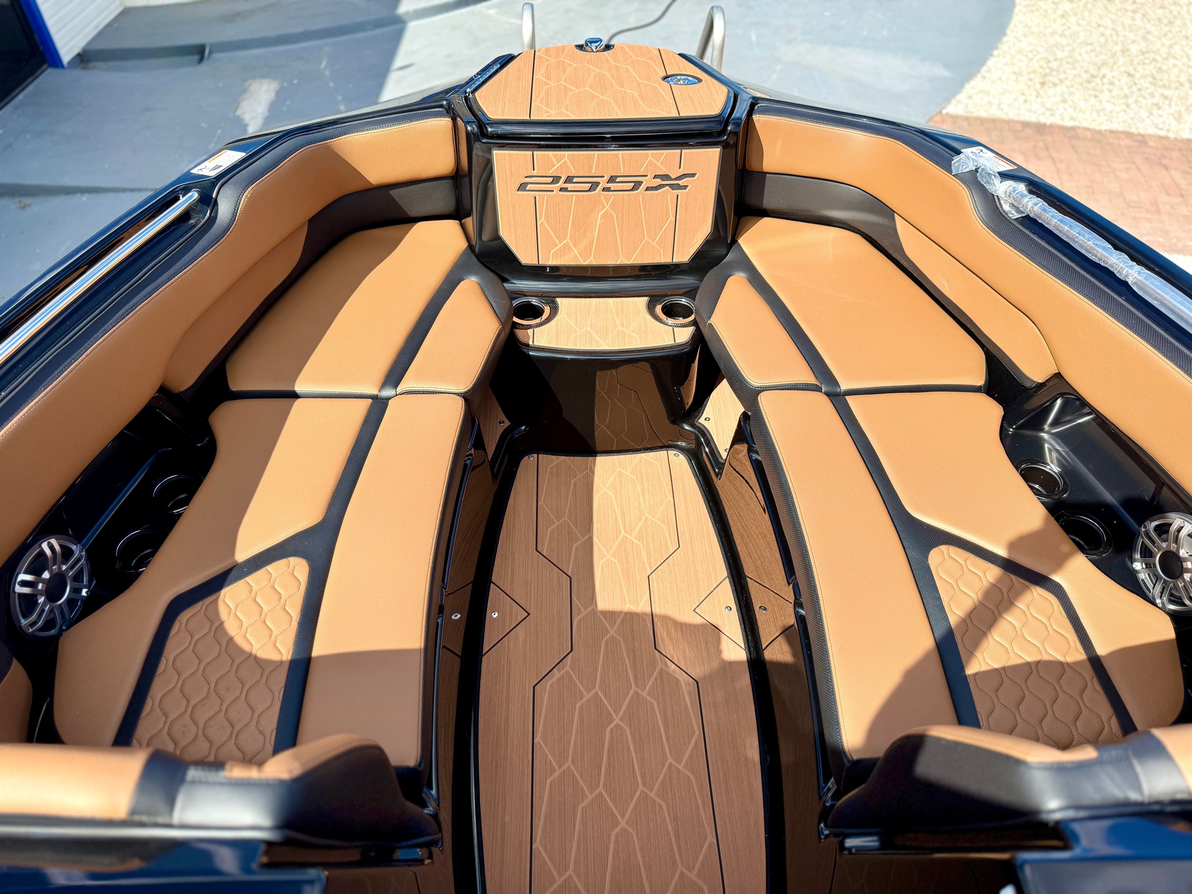 2026 YAMAHA 255 XD - Image 34