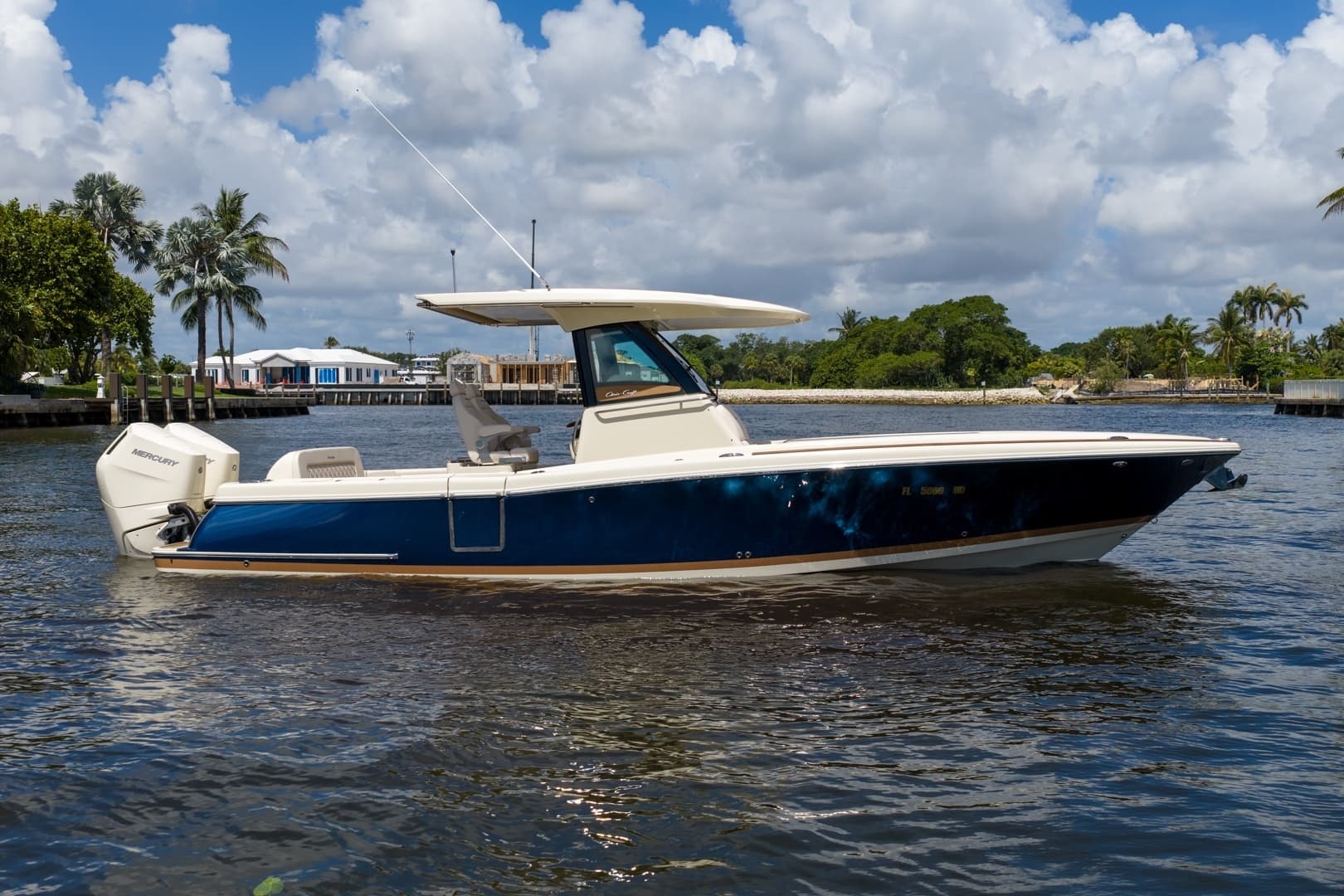 2024 Chris-Craft 30 Catalina - Image 3