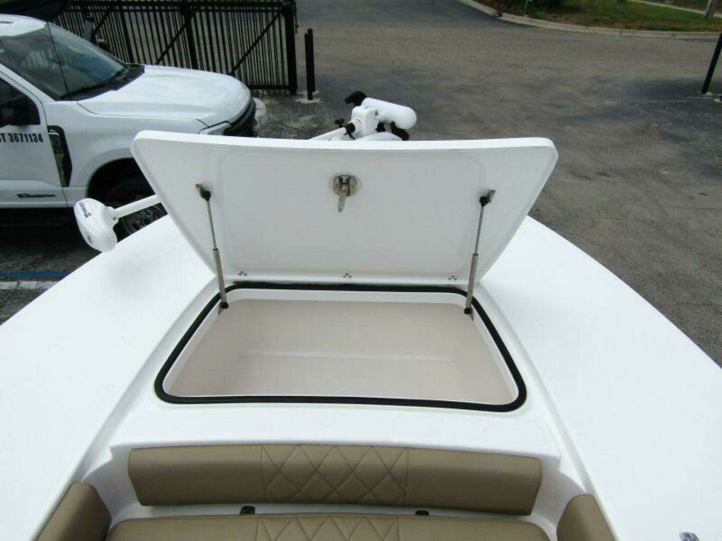 2025 Blazer Bay 2550 GTS - Image 10