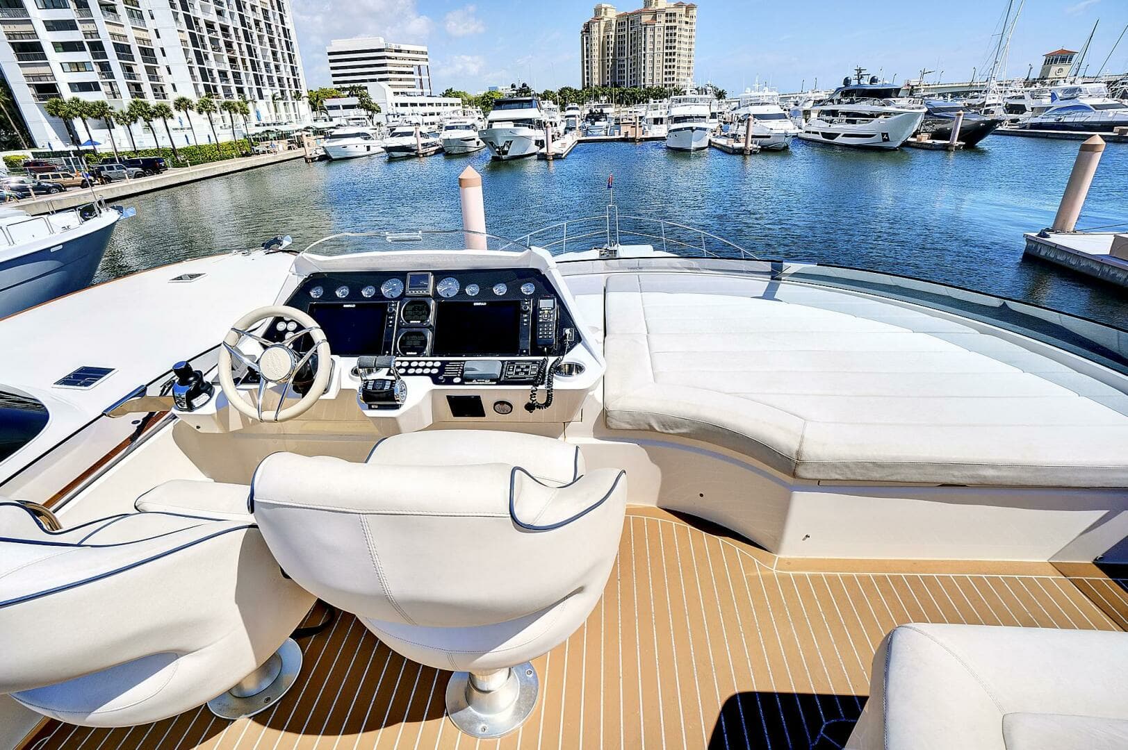 2017 Sunseeker 68 Sport Yacht - Image 22