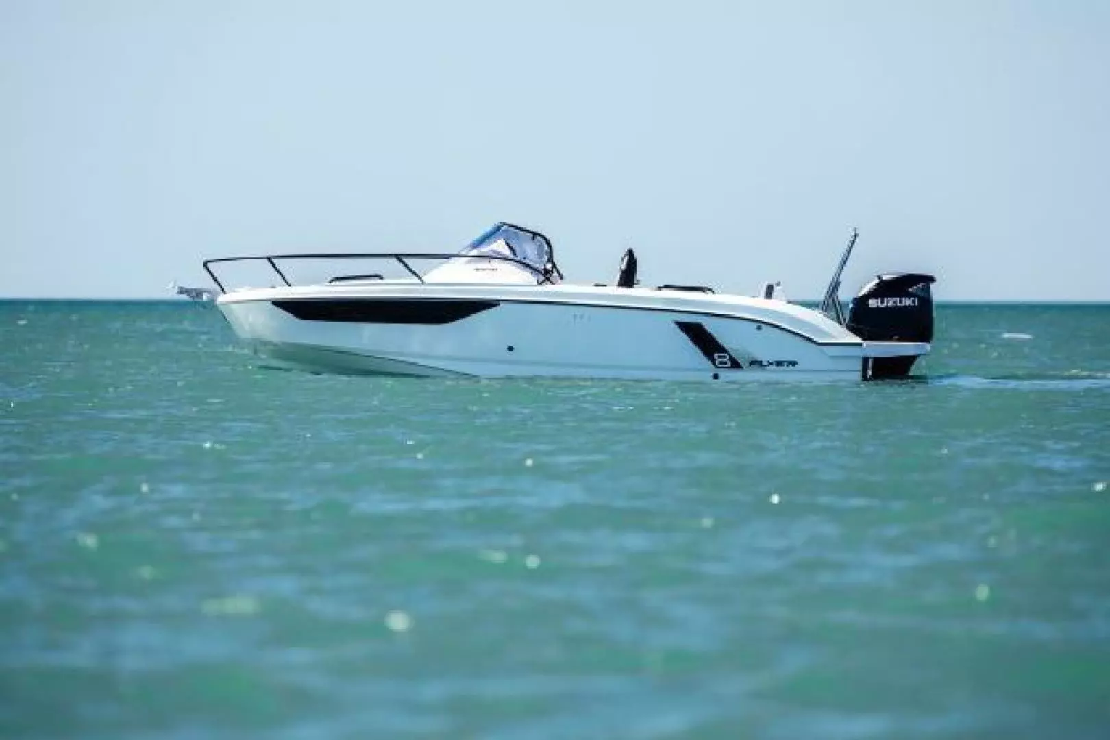 2026 Beneteau Flyer 8 SunDeck - Image 5