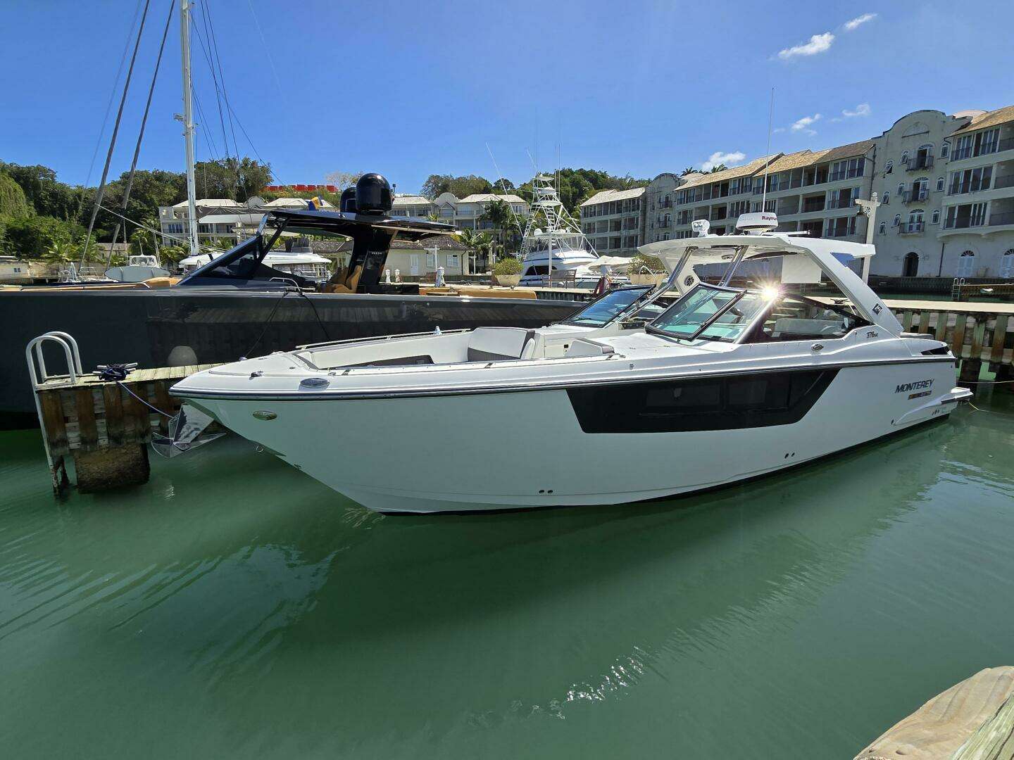 2018 Monterey 378 SE - Image 3