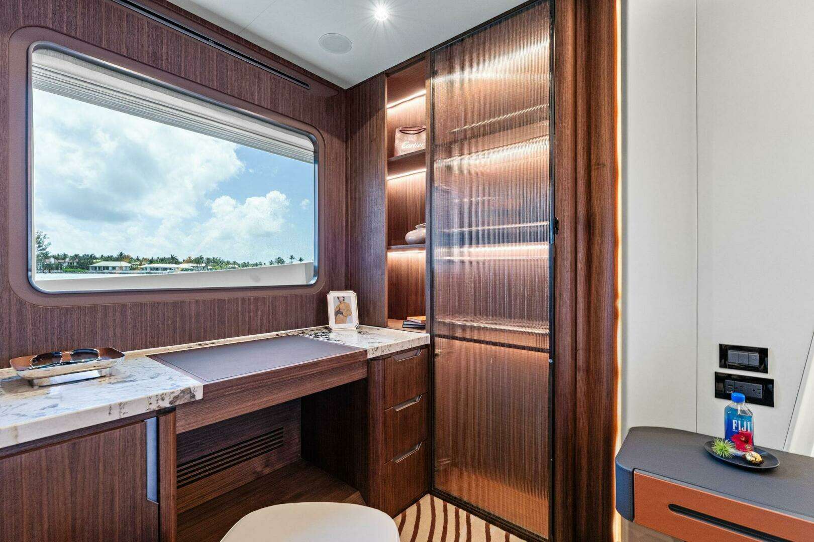 2027 Aquitalia Yachts Flybridge - Image 27