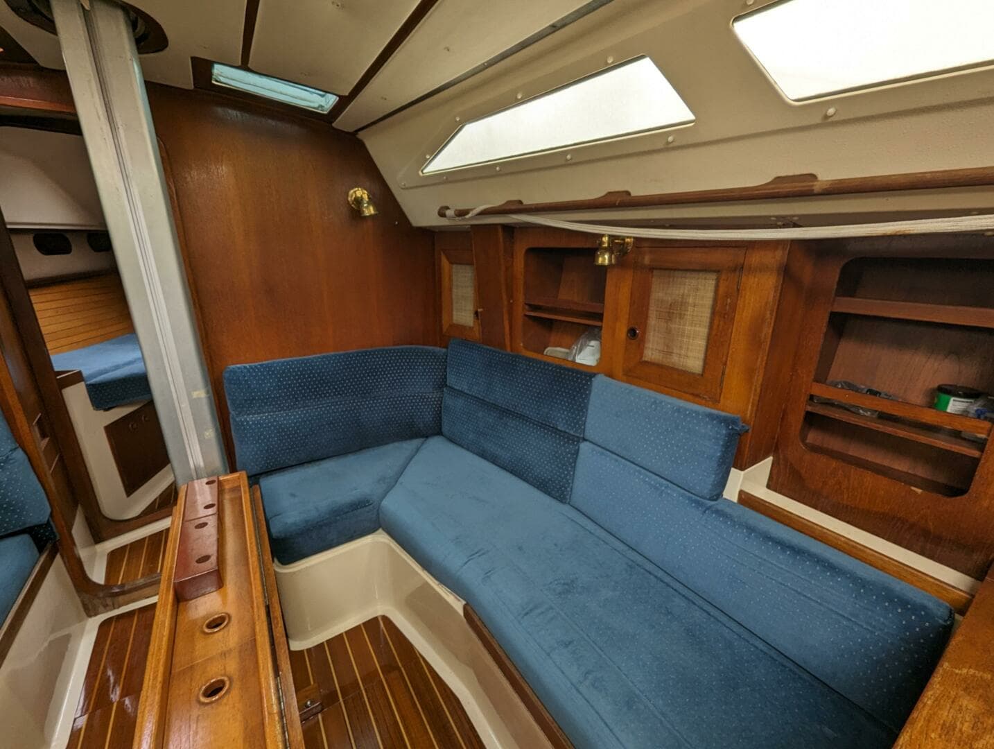 1989 Canadian Sailcraft CS36 Merlin - Image 27