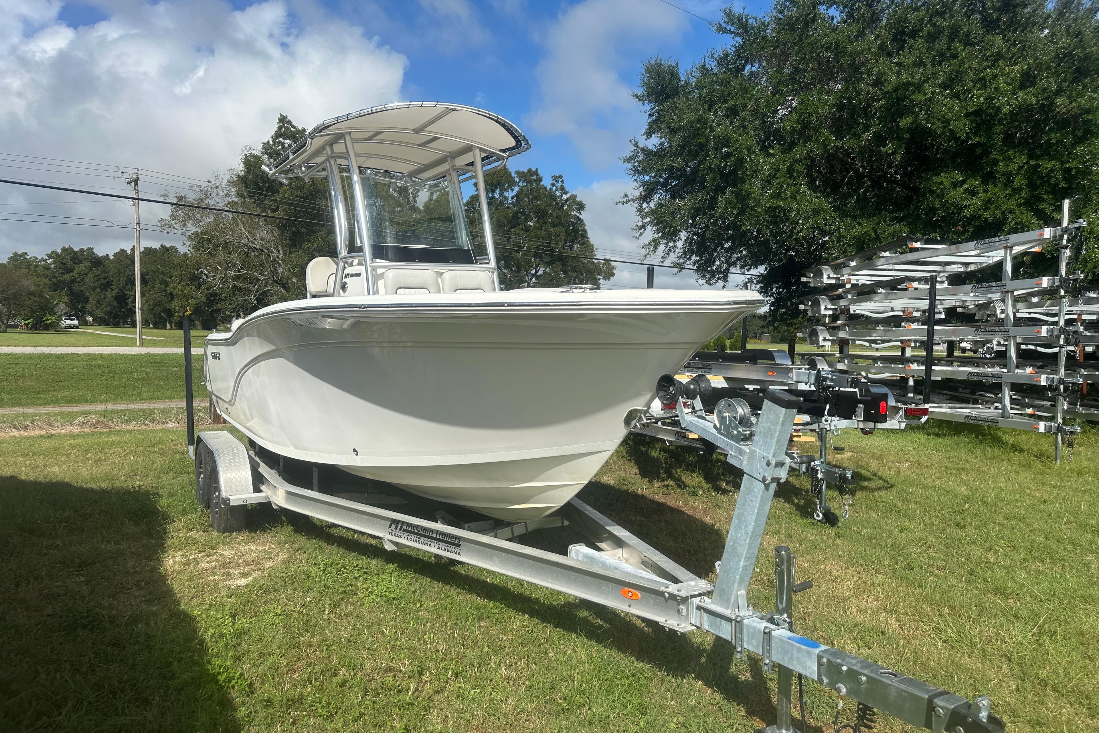 2023 Sea Fox 228 Commander