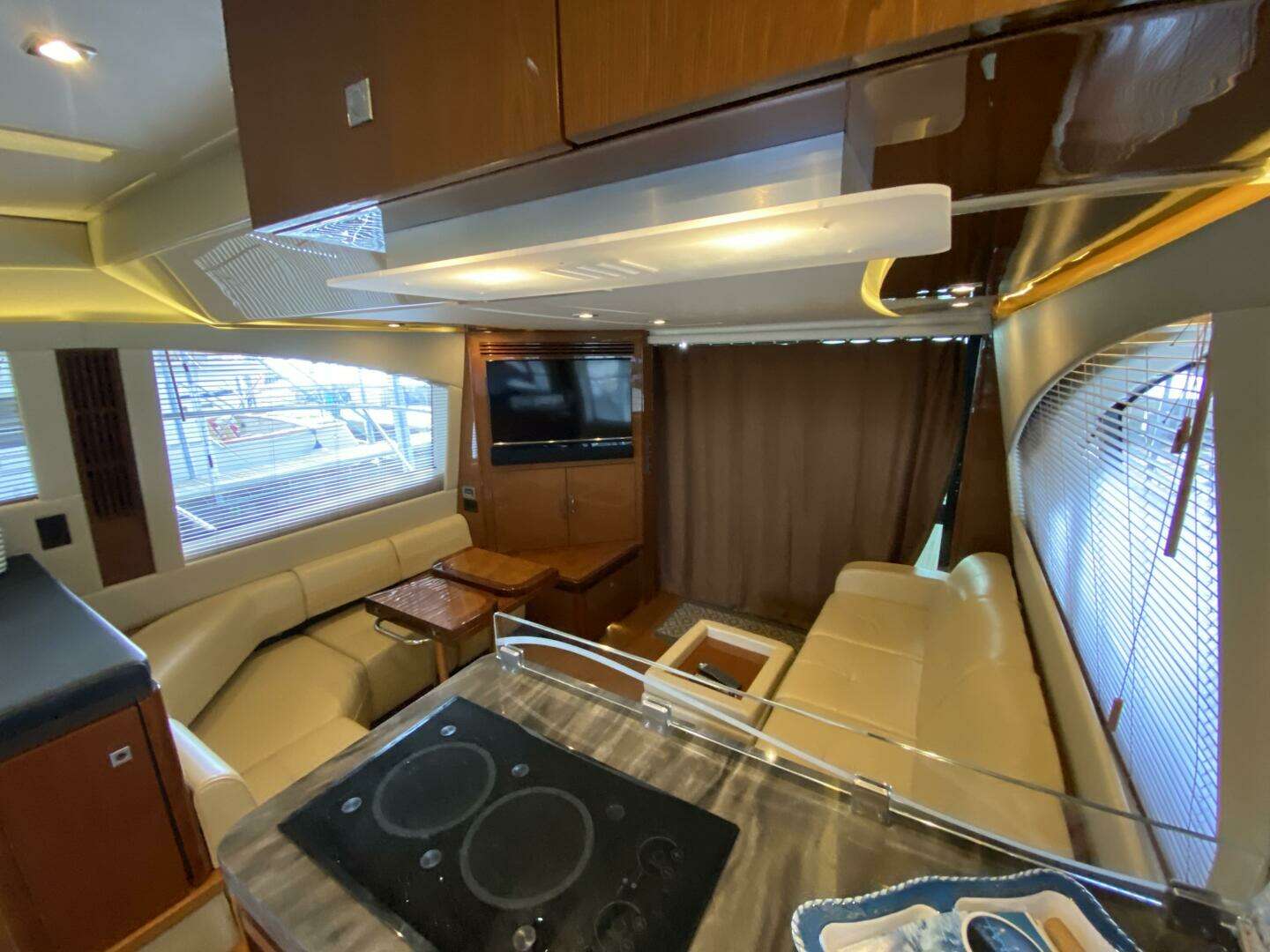 2016 Sea Ray 510 FLY - Image 15