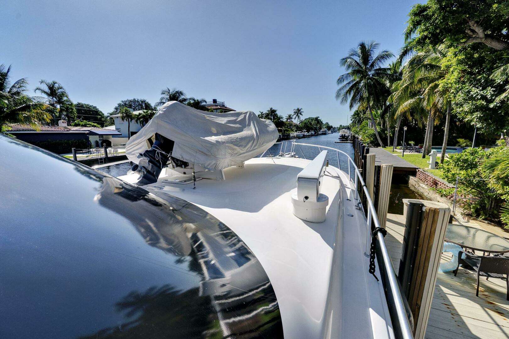 2008 Viking 74 Enclosed Bridge - Image 10