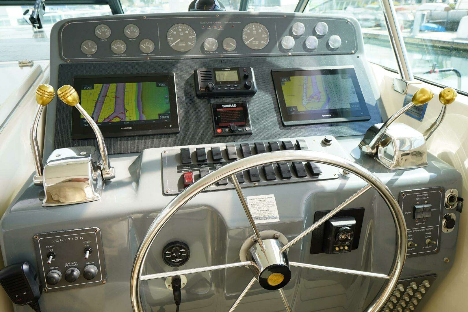 1994 Tiara Yachts — - Image 17