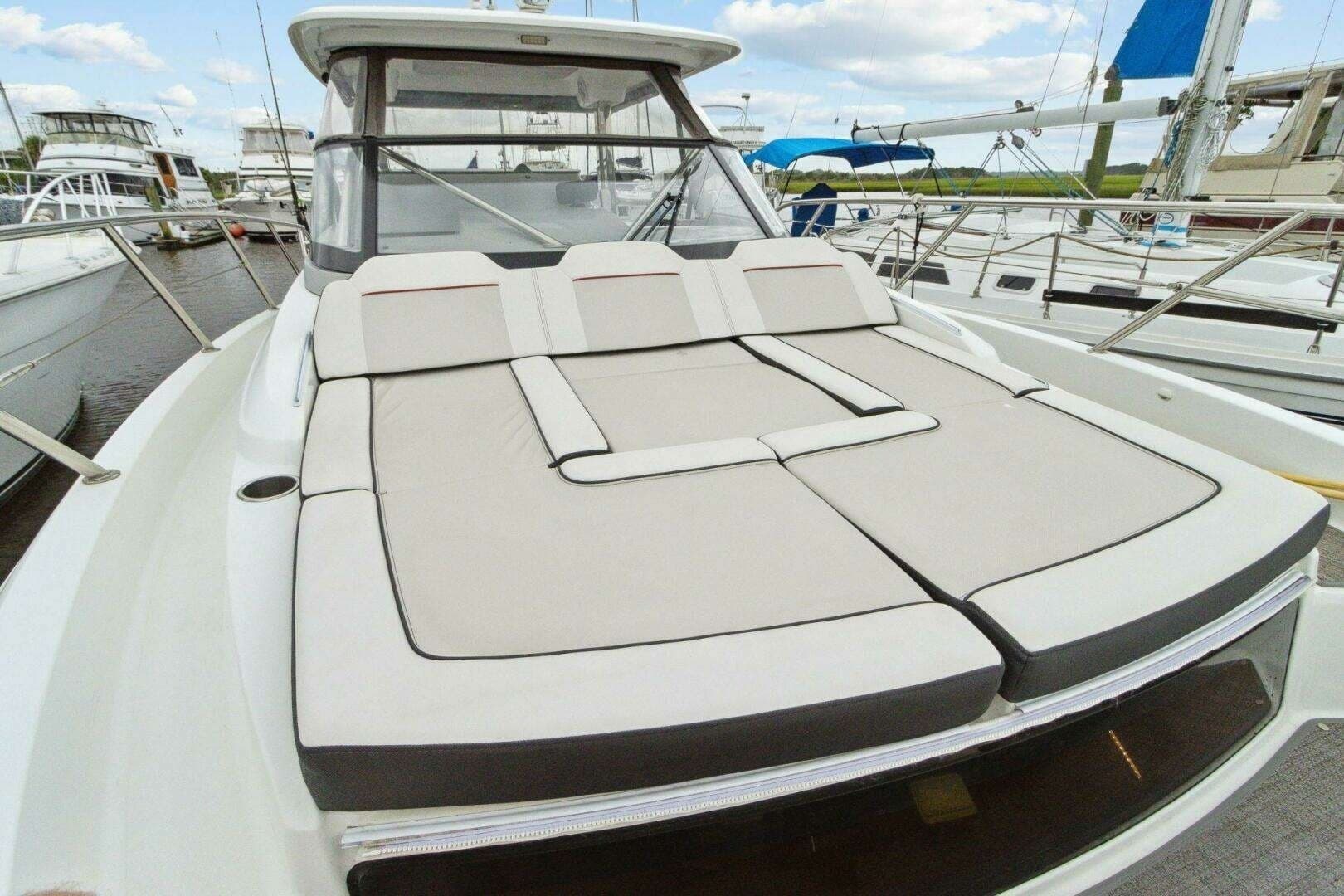 2022 Jeanneau Leader 10.5 WA 2 - Image 4