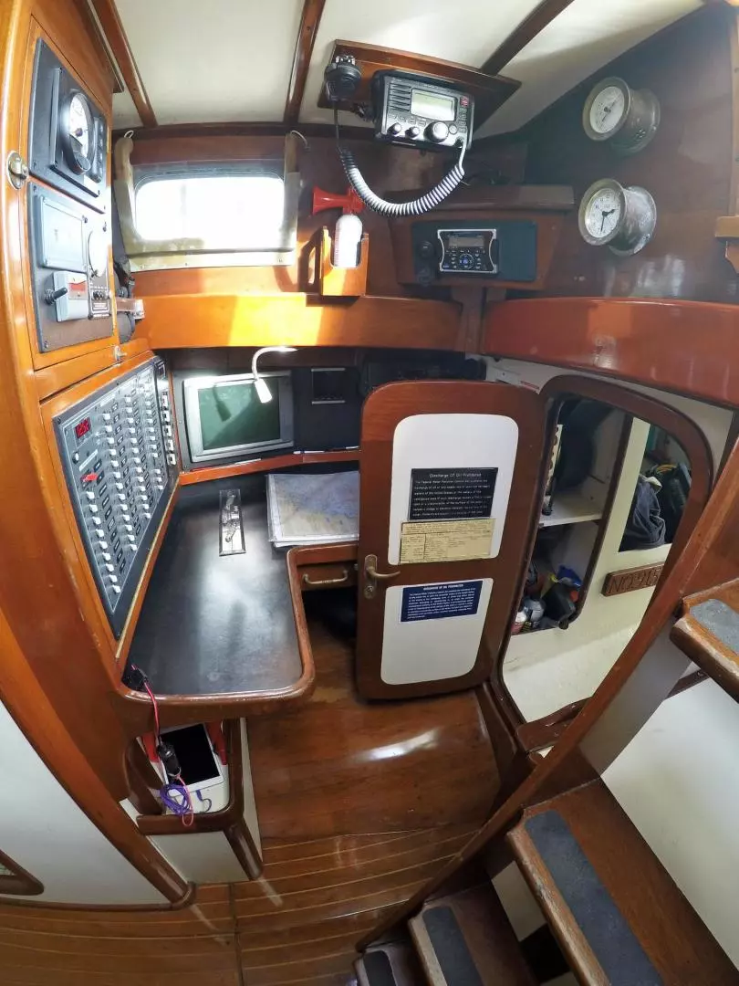 1986 Cherubini 48 Staysail Schooner - Image 10