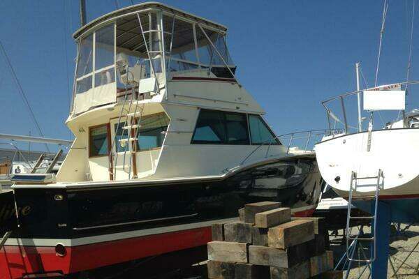 1979 Hatteras 46 Convertible - Image 1