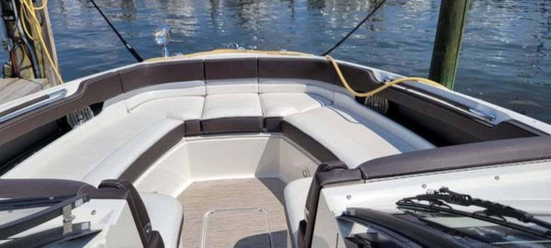 2017 Sea Ray 310 SLX - Image 27