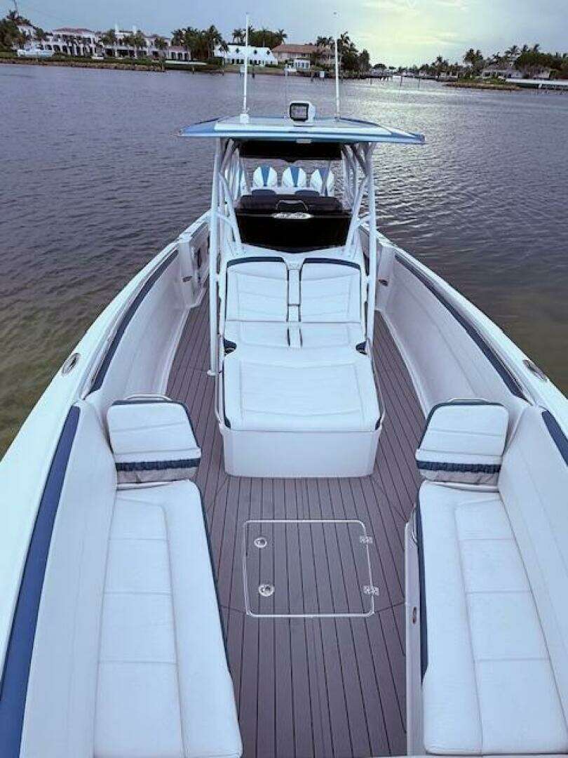 2022 Nor-Tech 390 Sport Center Console - Image 25
