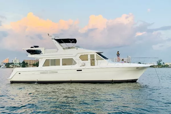 2003 Navigator 5700 Rival - Image 1