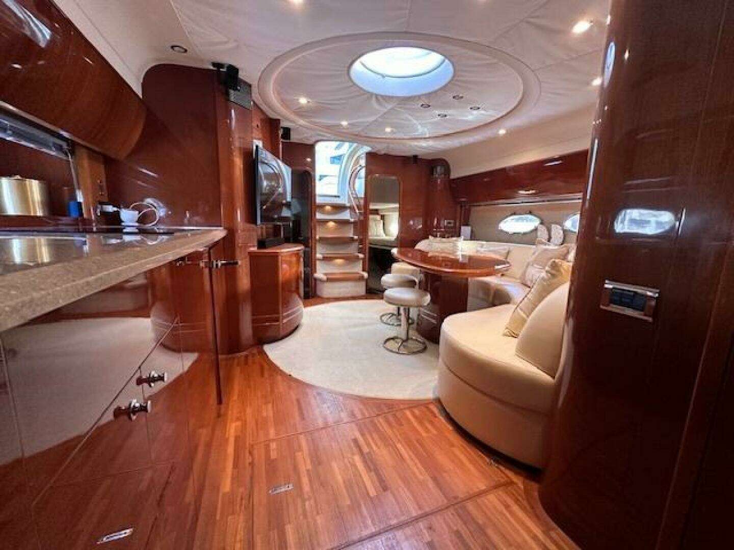 2006 Viking Princess 58V - Image 27