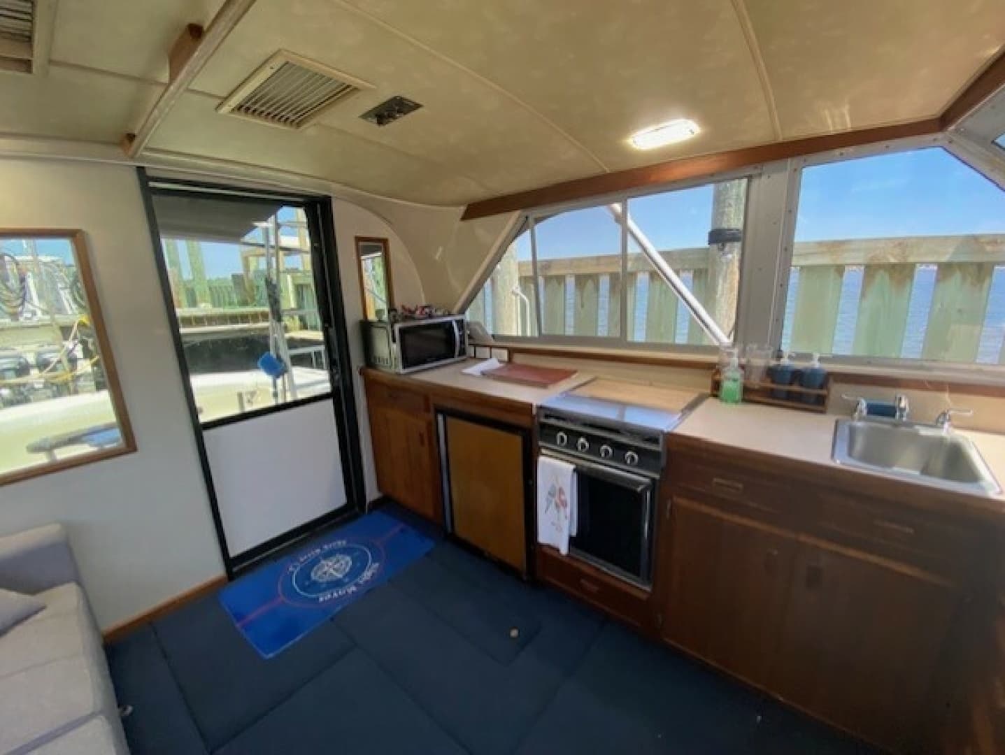 1984 Bertram 35 Convertable - Image 24