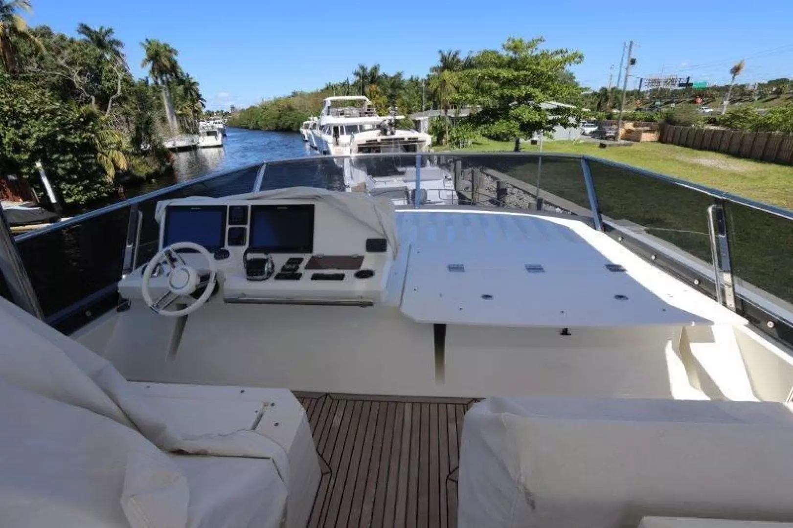 2017 Prestige Motoryacht - Image 27
