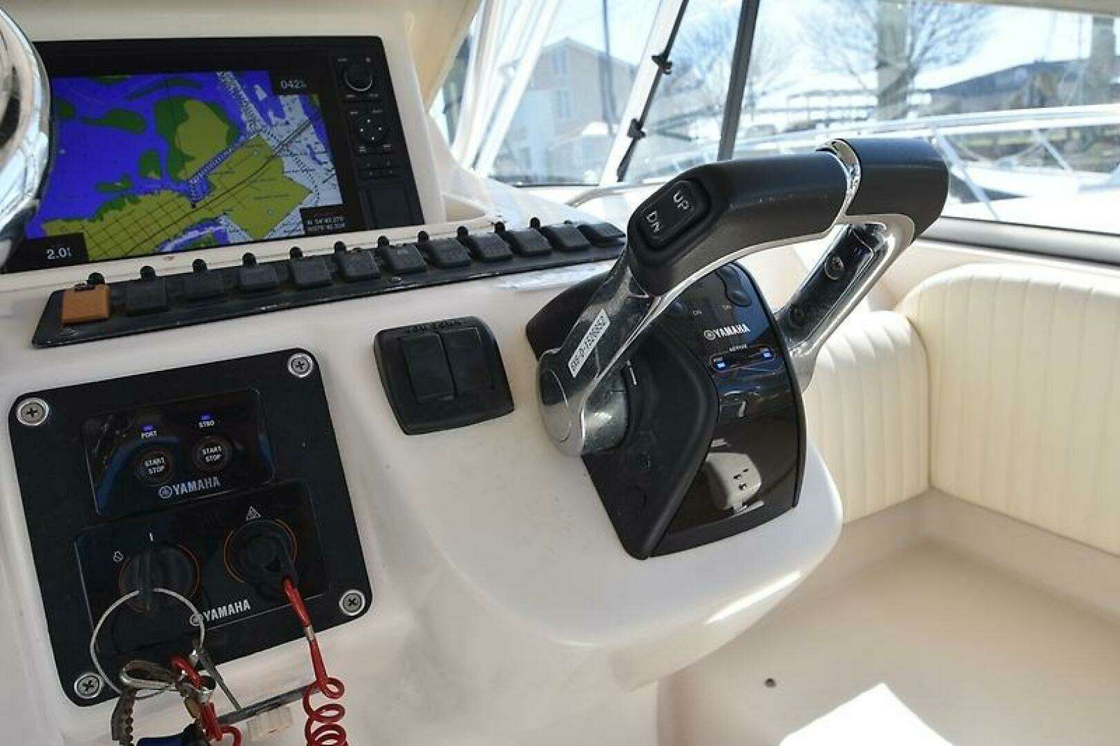 2006 Grady-White 330 Express - Image 30