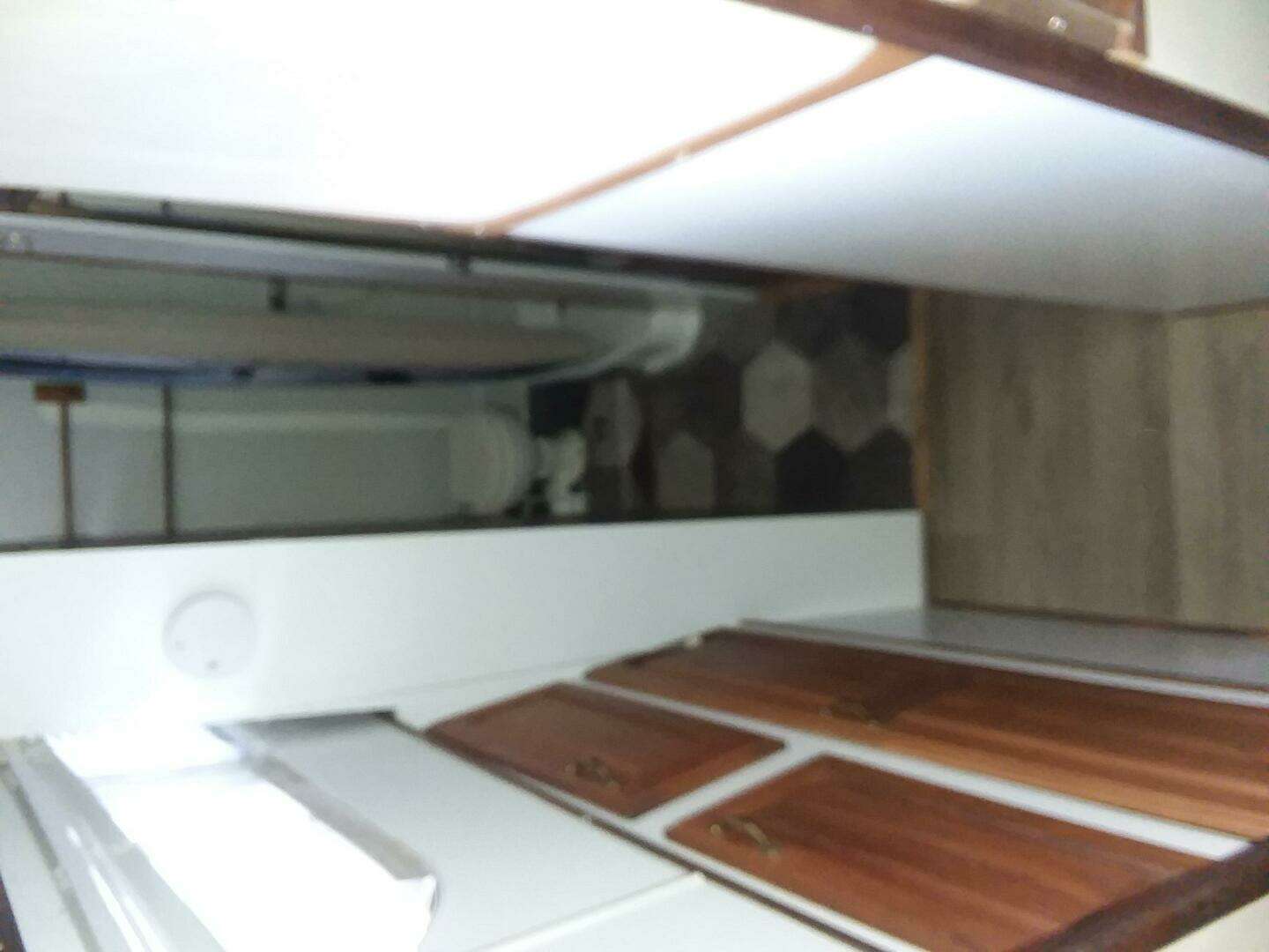 1979 Chris-Craft Catalina 350 - Image 18