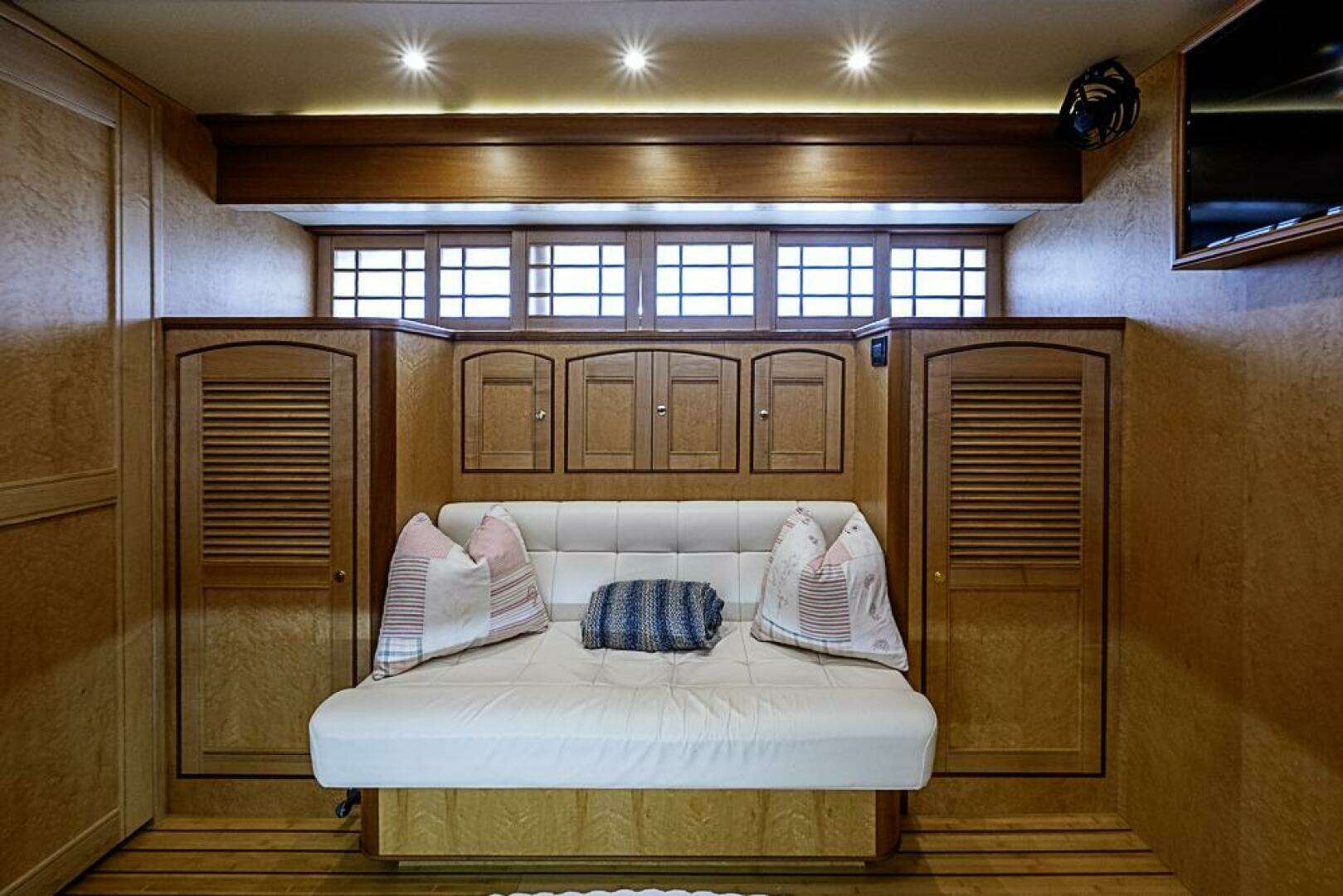2014 Marlow Explorer 66E - Image 42