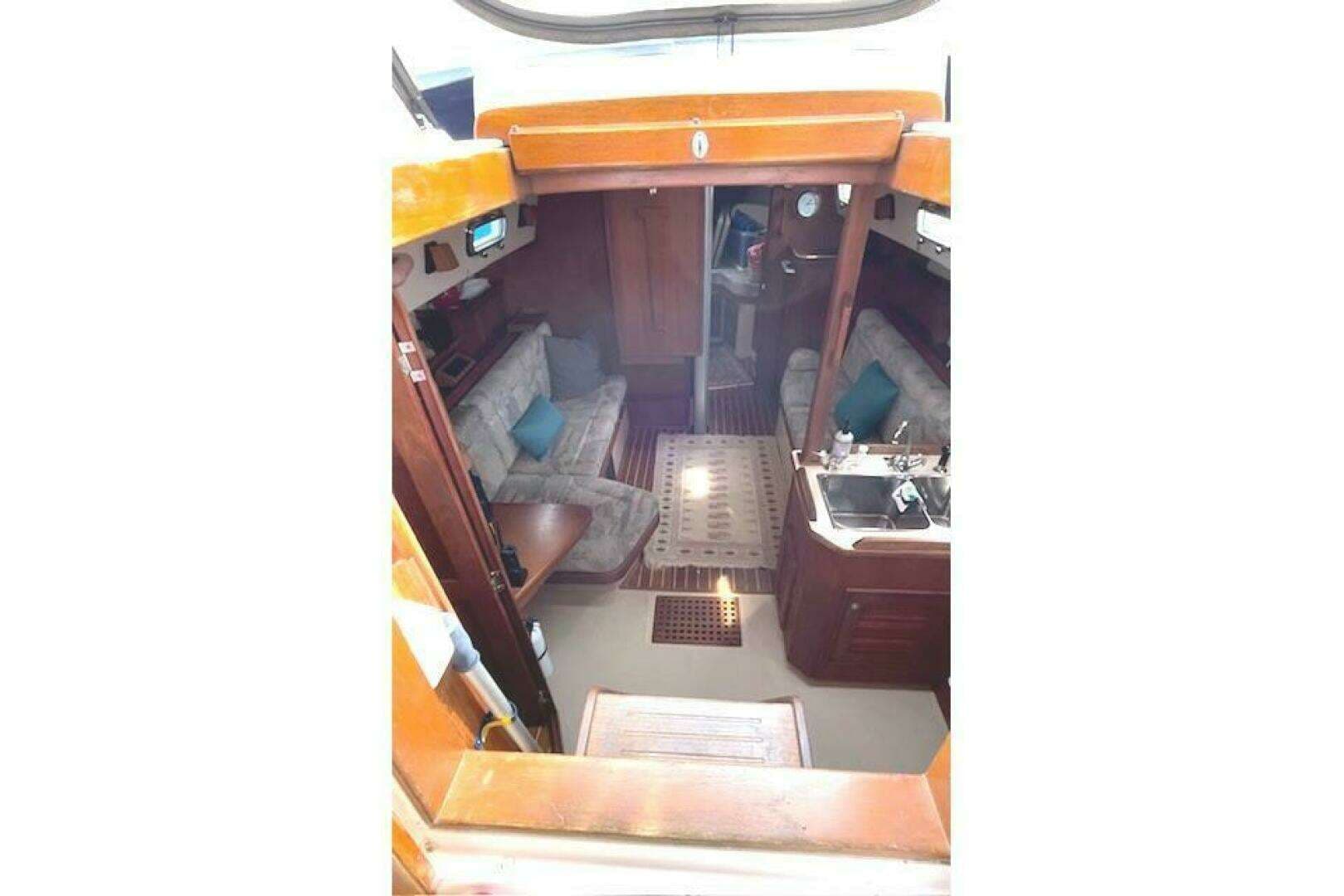 1997 Island Packet 37 - Image 13