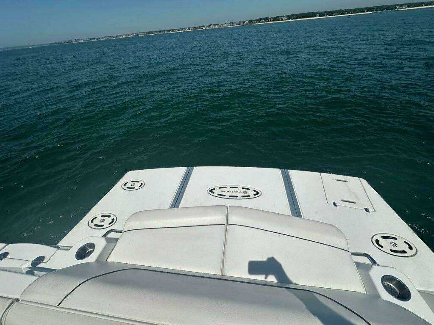 2015 Cruisers Yachts Cantius - Image 68