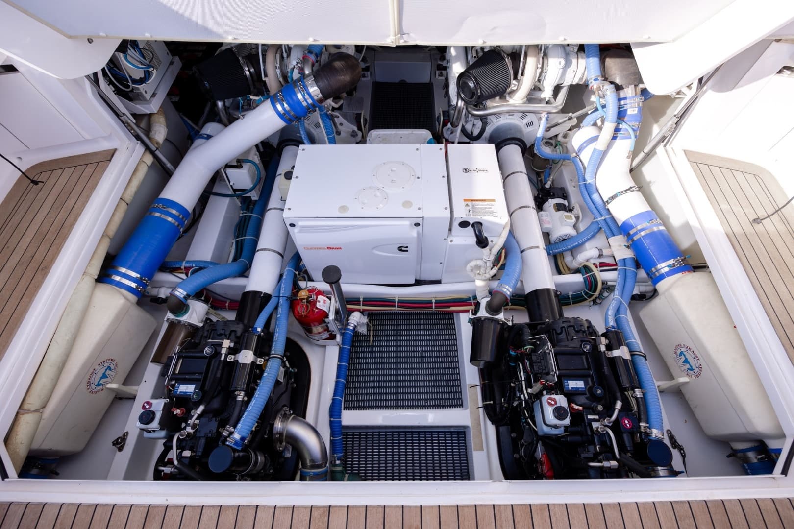 2015 Jarrett Bay Hardtop Express - Image 111