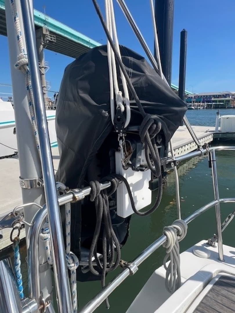 2009 Beneteau Oceanis 43 - Image 13