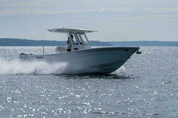 2027 Sea Fox 268 Commander - Image 1