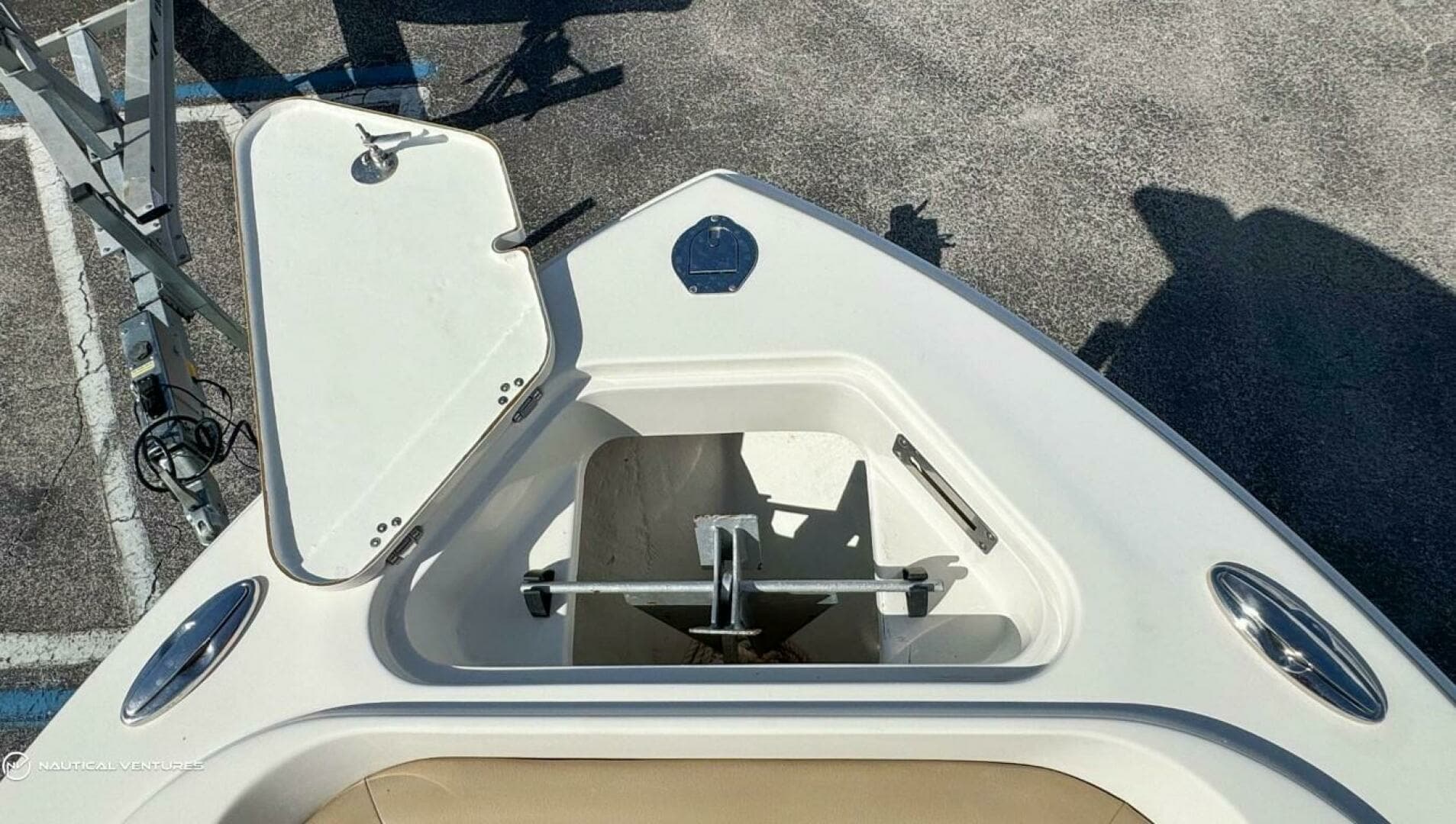 2019 Sailfish 220 CC - Image 5