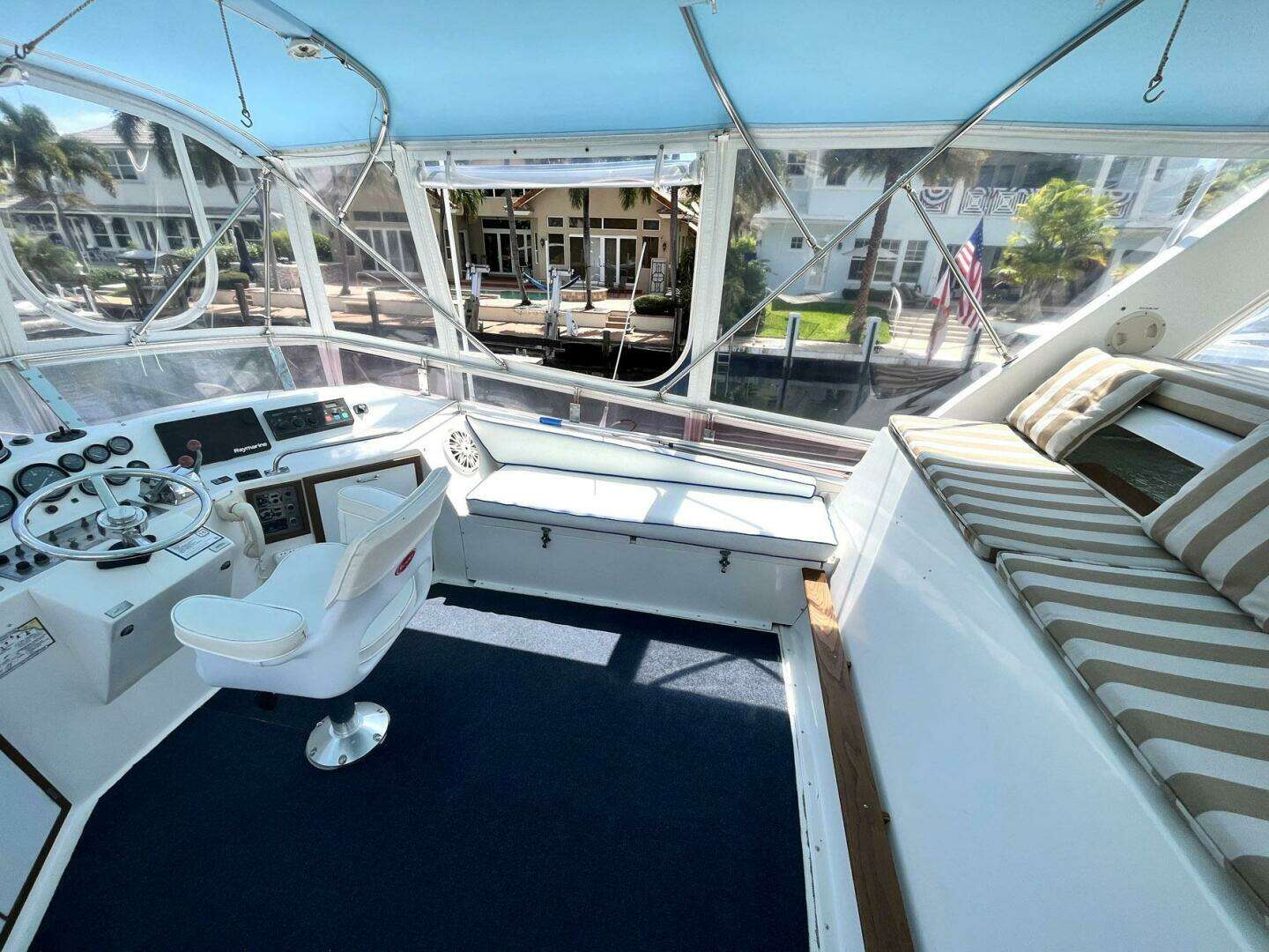 1987 Symbol 44 Sun Deck MK II - Image 28