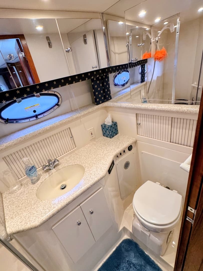 1999 Carver 406 Aft Cabin Motor Yacht - Image 50
