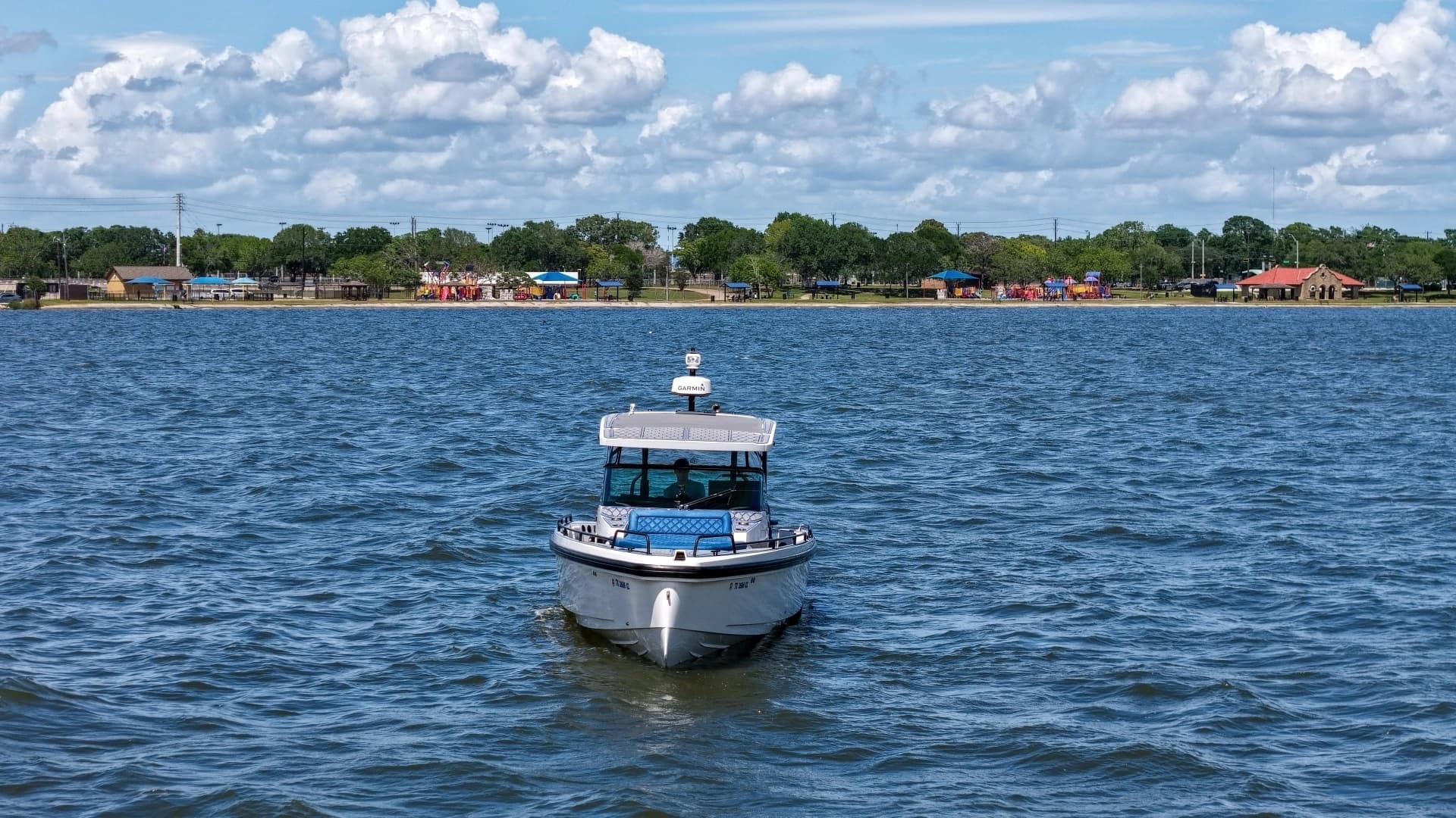 2019 Axopar 37 Sun Top - Image 40