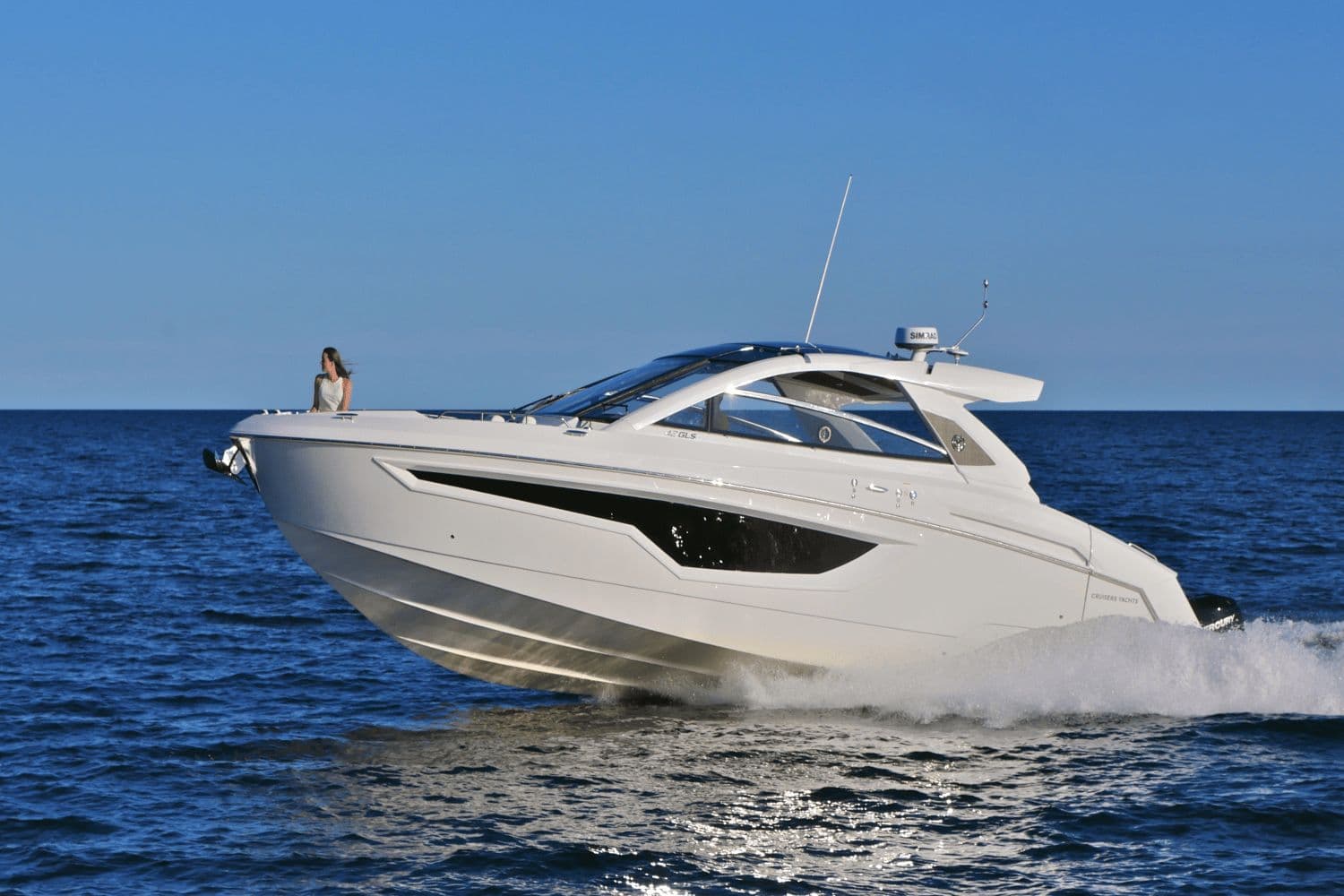 2023 Cruisers Yachts 42 GLS