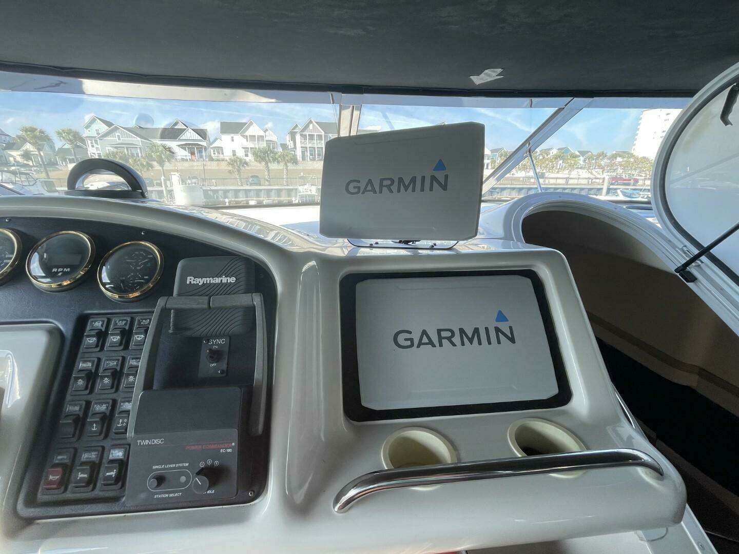 1998 Carver 53 Voyager - Image 16