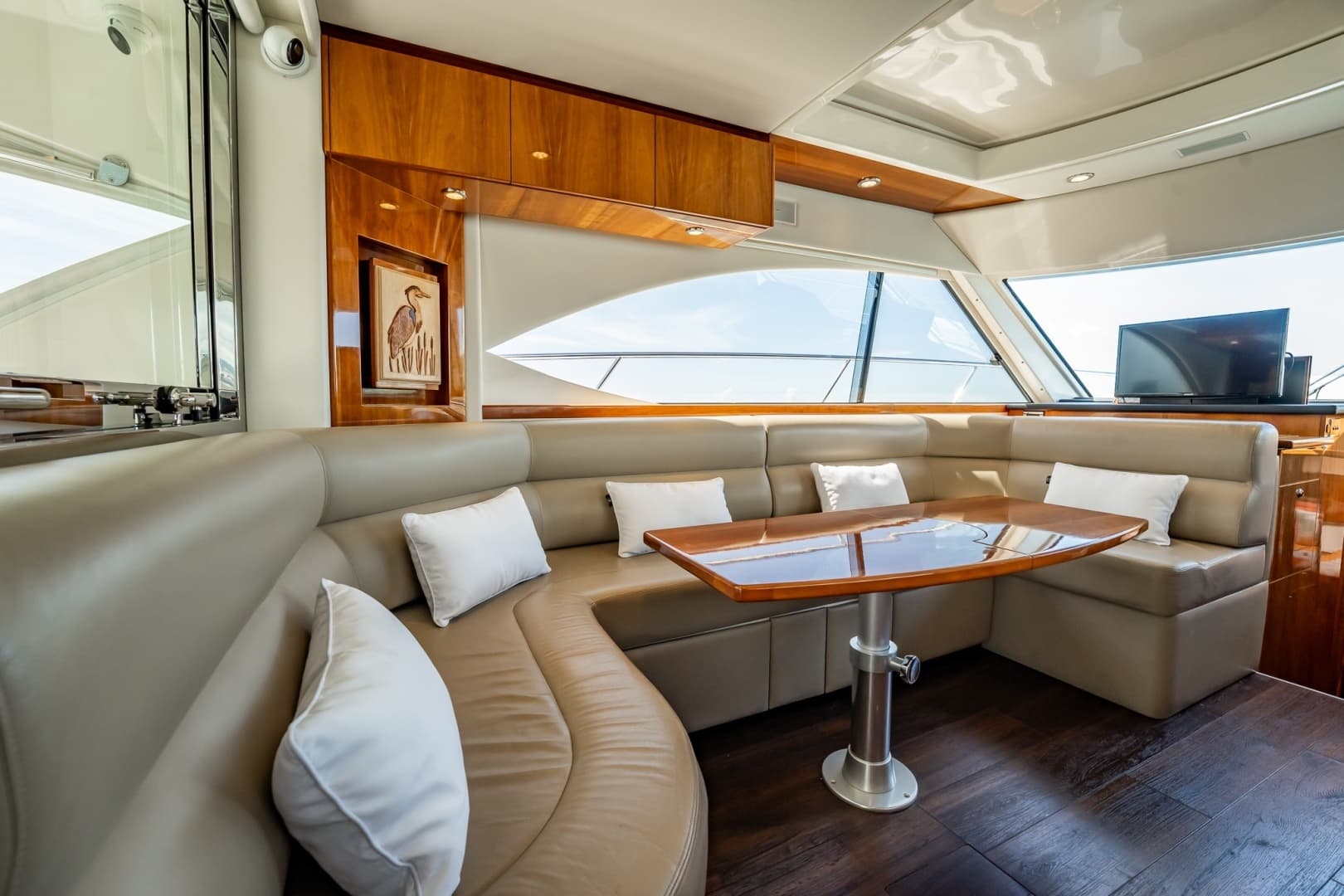 2016 Riviera 5000 Sport Yacht - Image 68