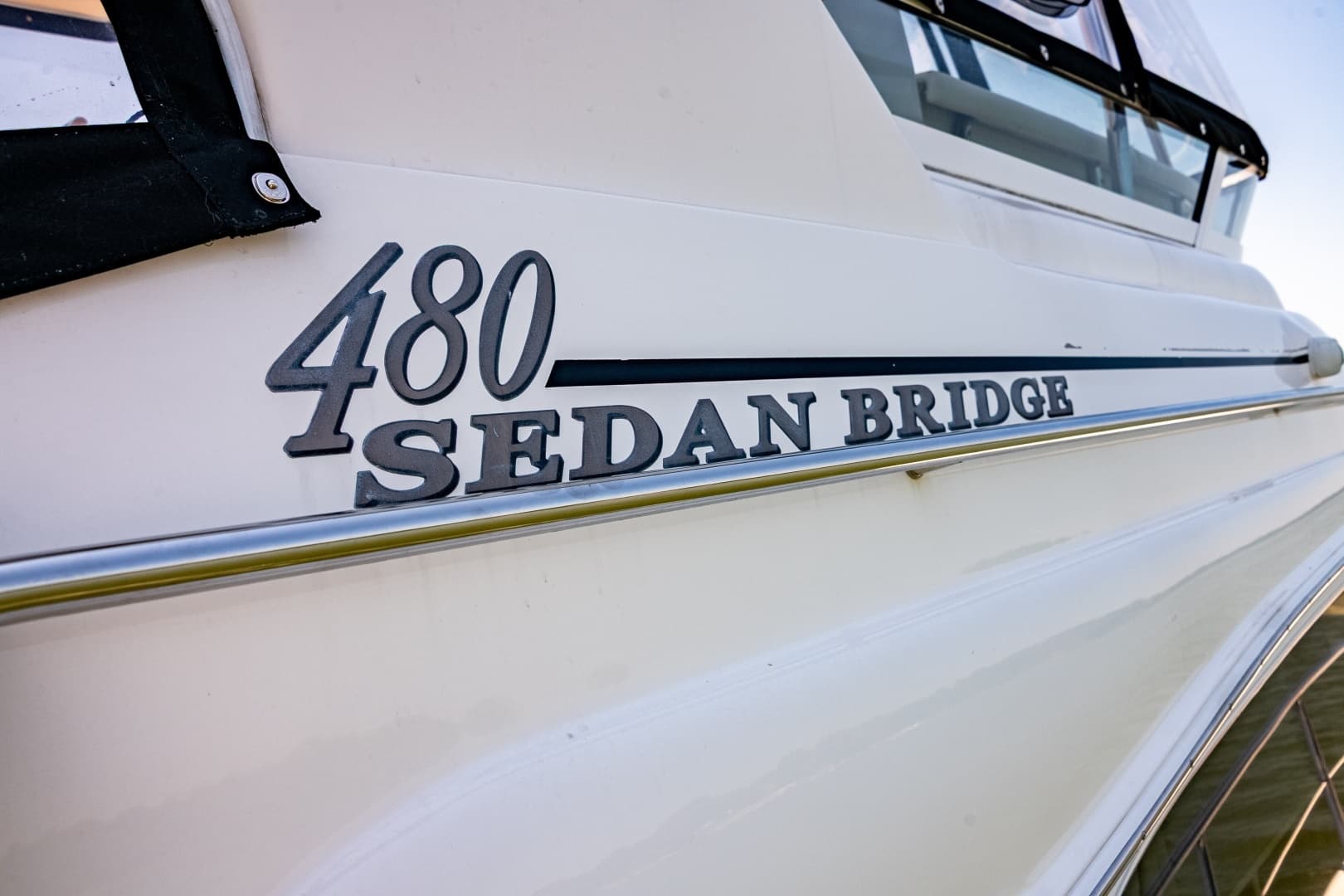 2003 Sea Ray 480 Sedan Bridge - Image 37