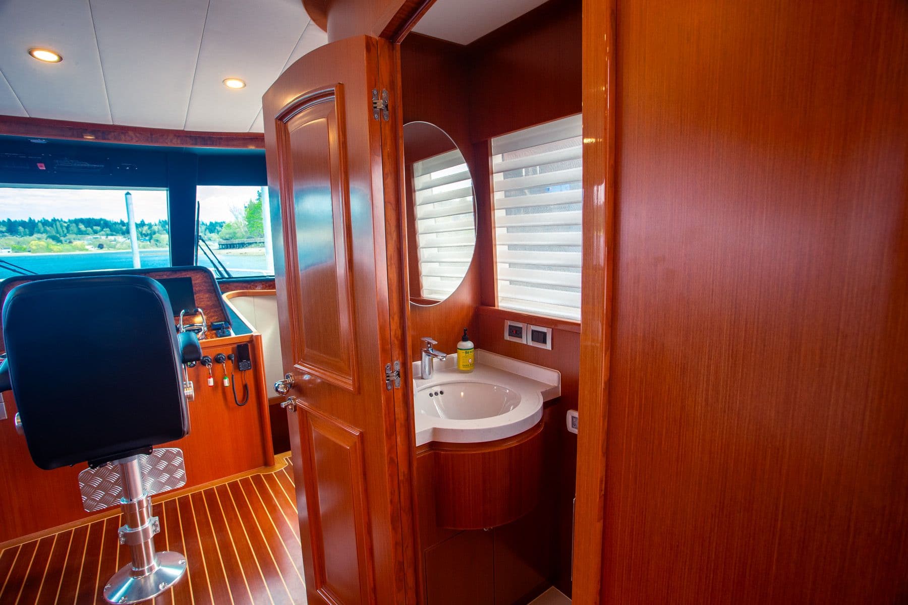 2025 Apollonian Yachts 52 - 21
